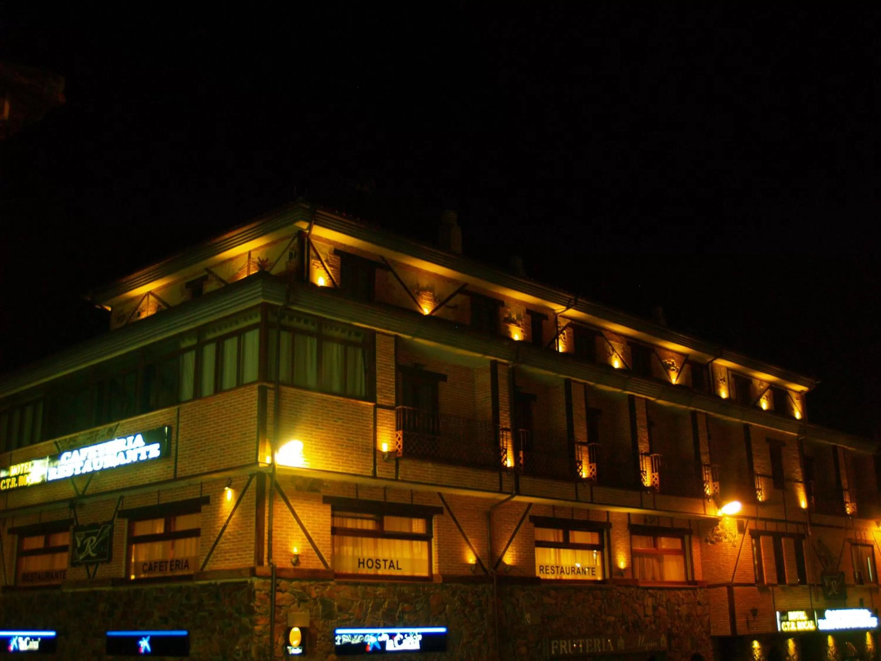 Facade/entrance in Hotel Rural El Rocal