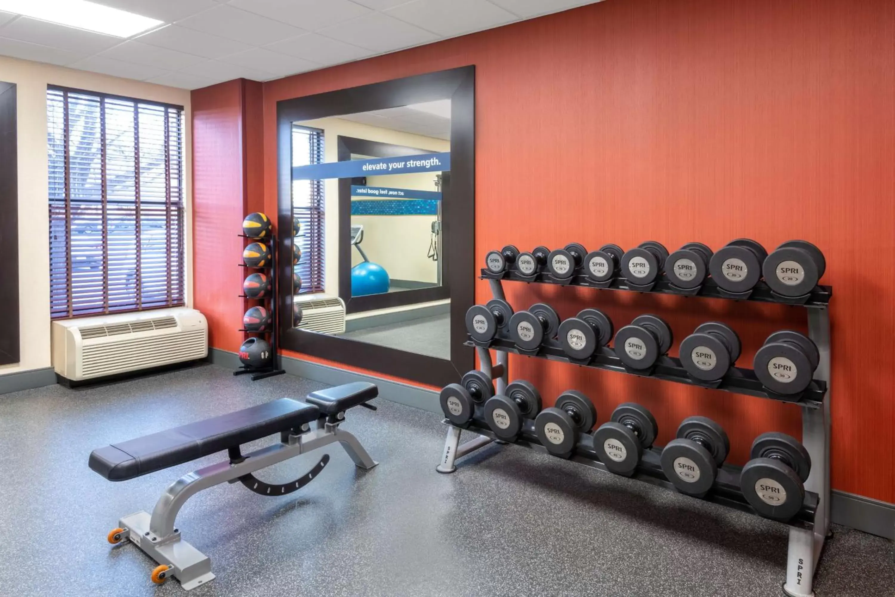 Fitness centre/facilities, Fitness Center/Facilities in Hampton Inn Denver-International Airport