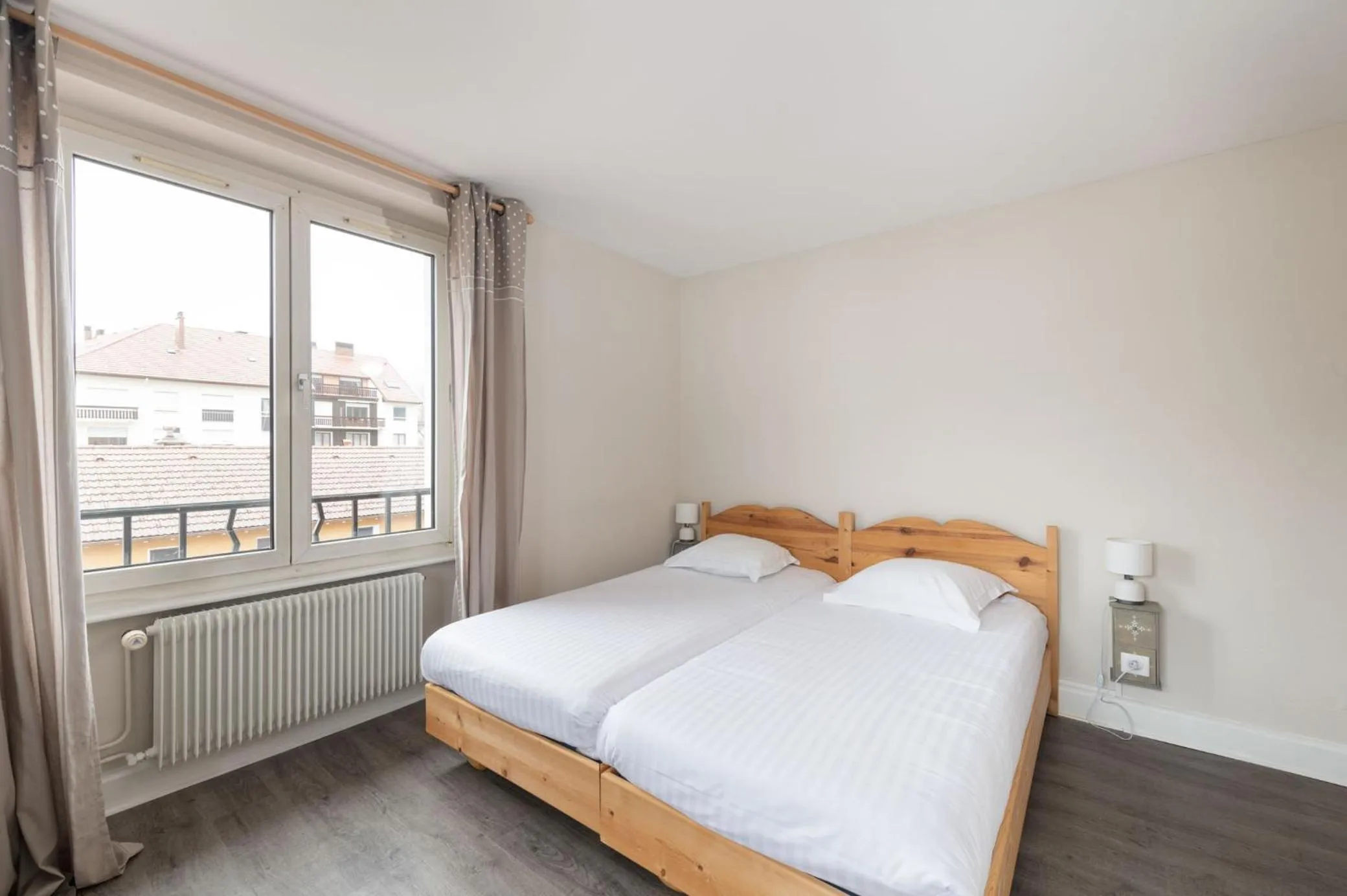 Bed in Hôtel De La Paix