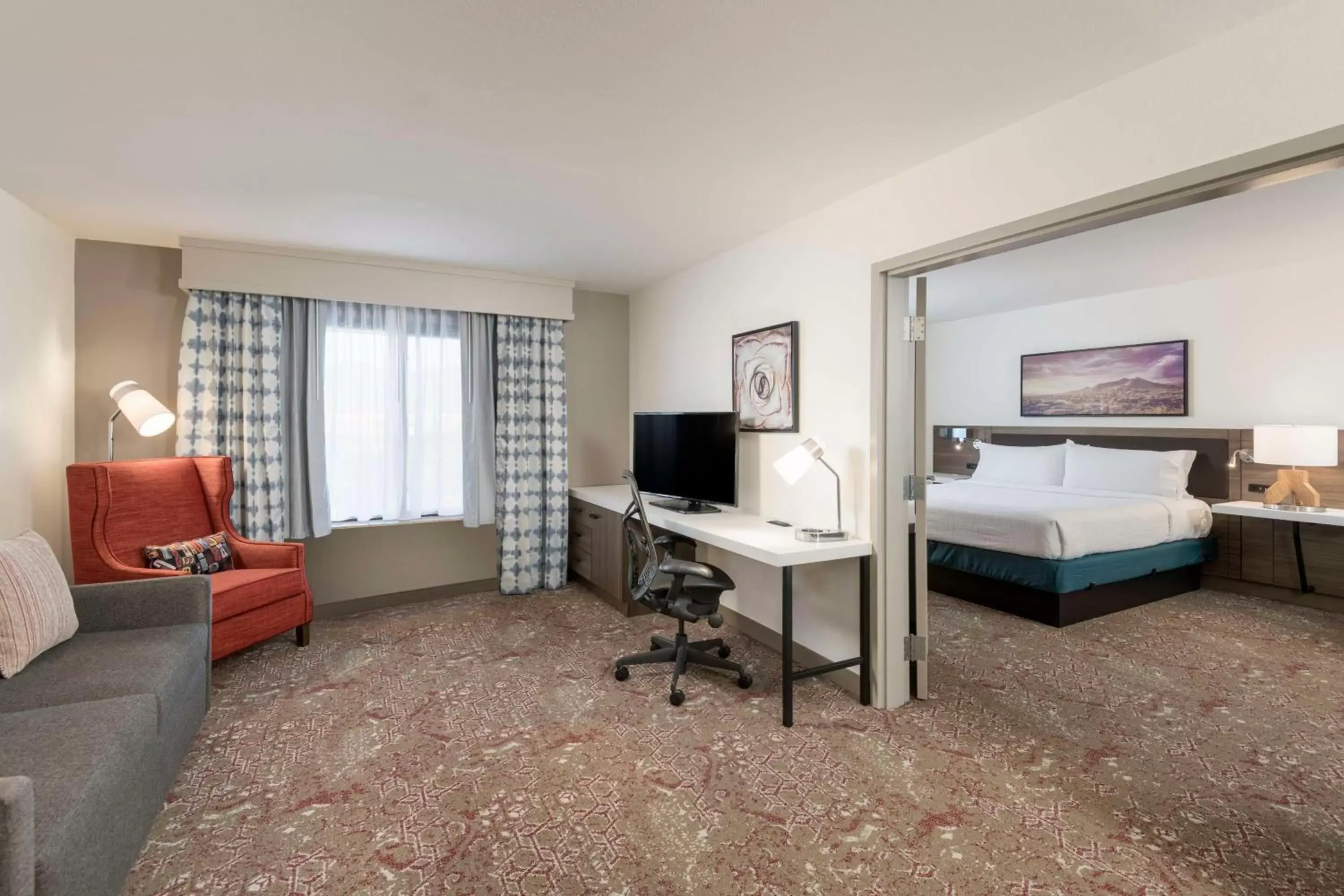 Bedroom, Seating Area in Hilton Garden Inn Scottsdale North/Perimeter Center