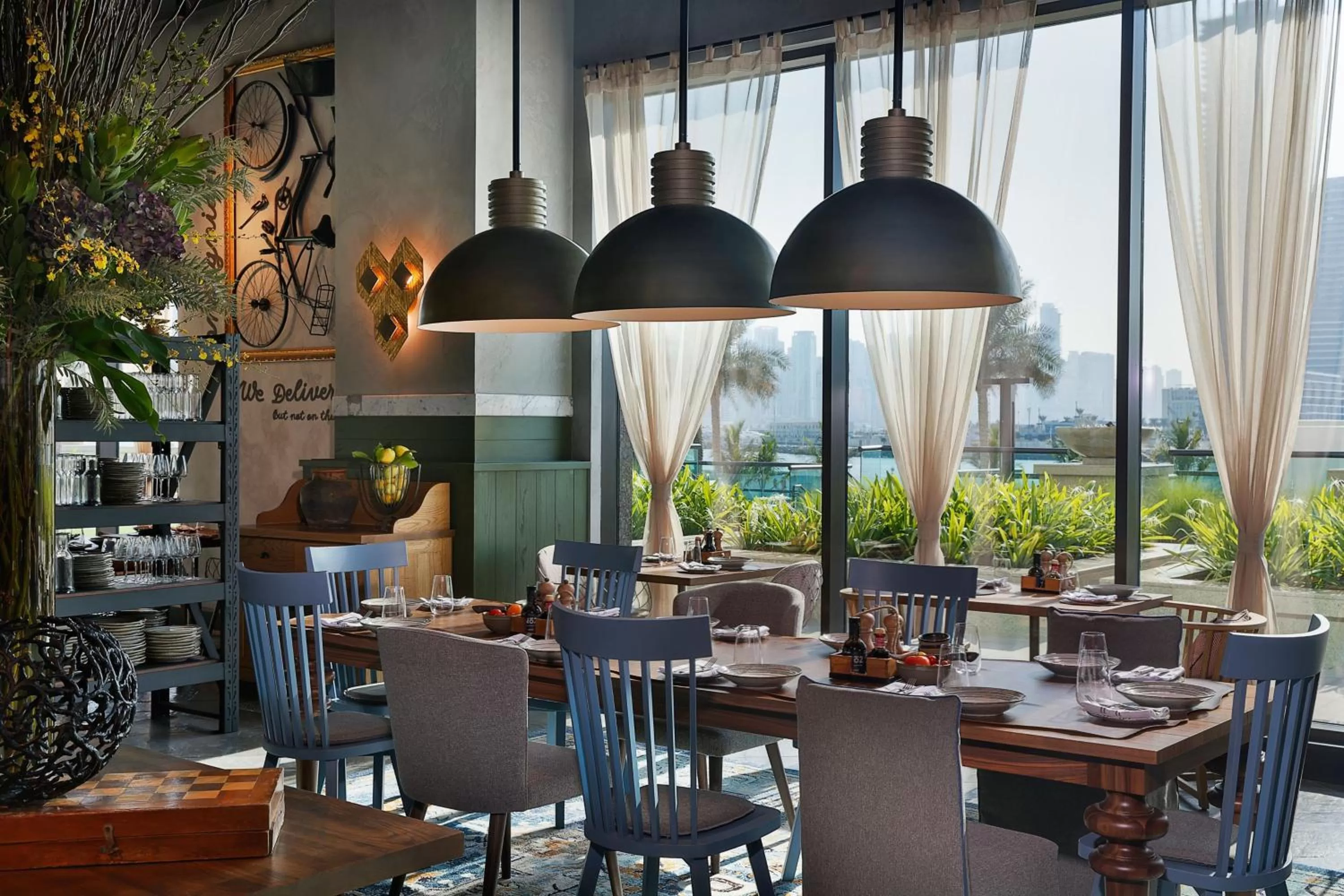 Restaurant/places to eat in Marriott Resort Palm Jumeirah, Dubai