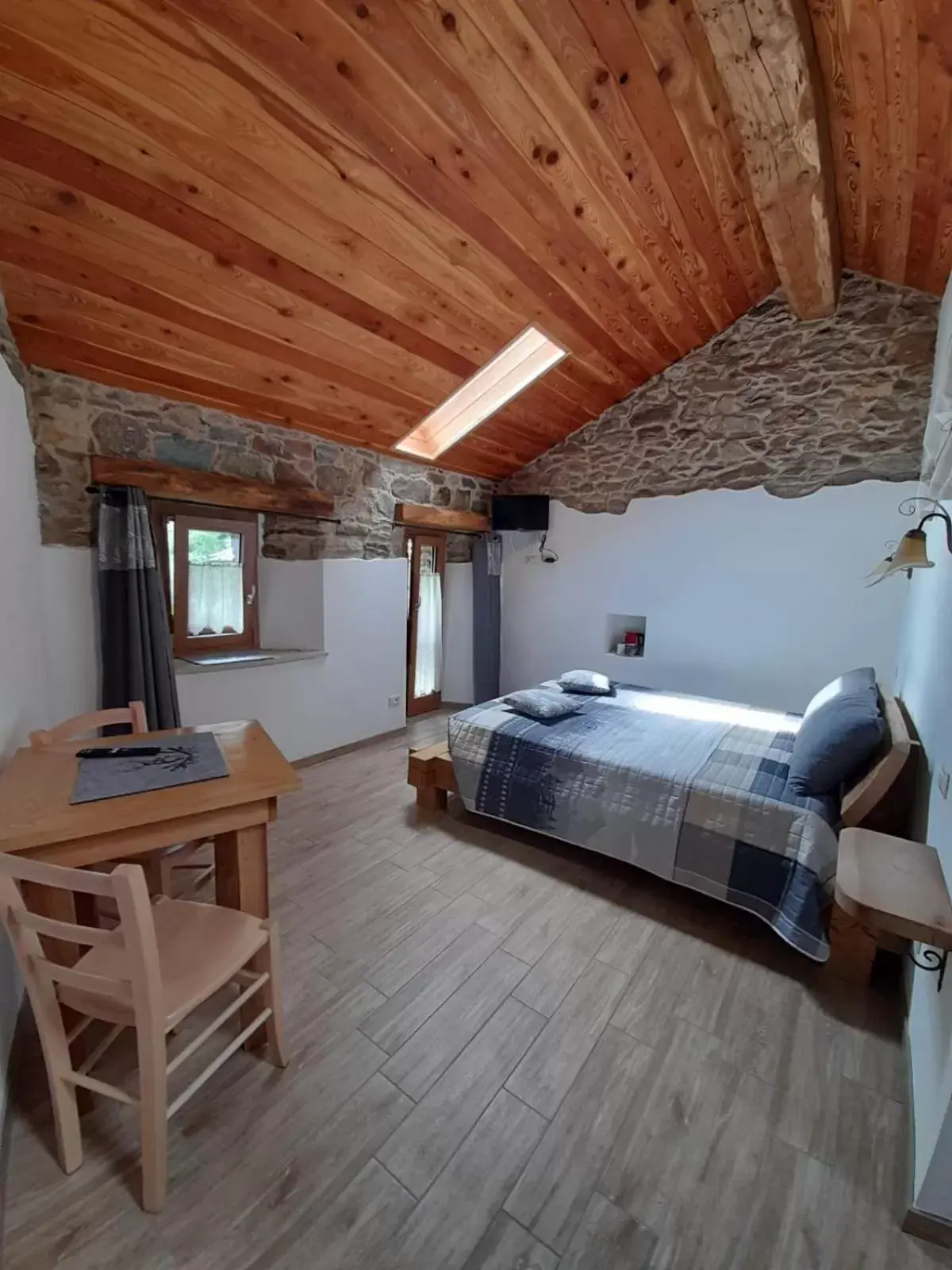 Bed in Bed & Breakfast La Crotta