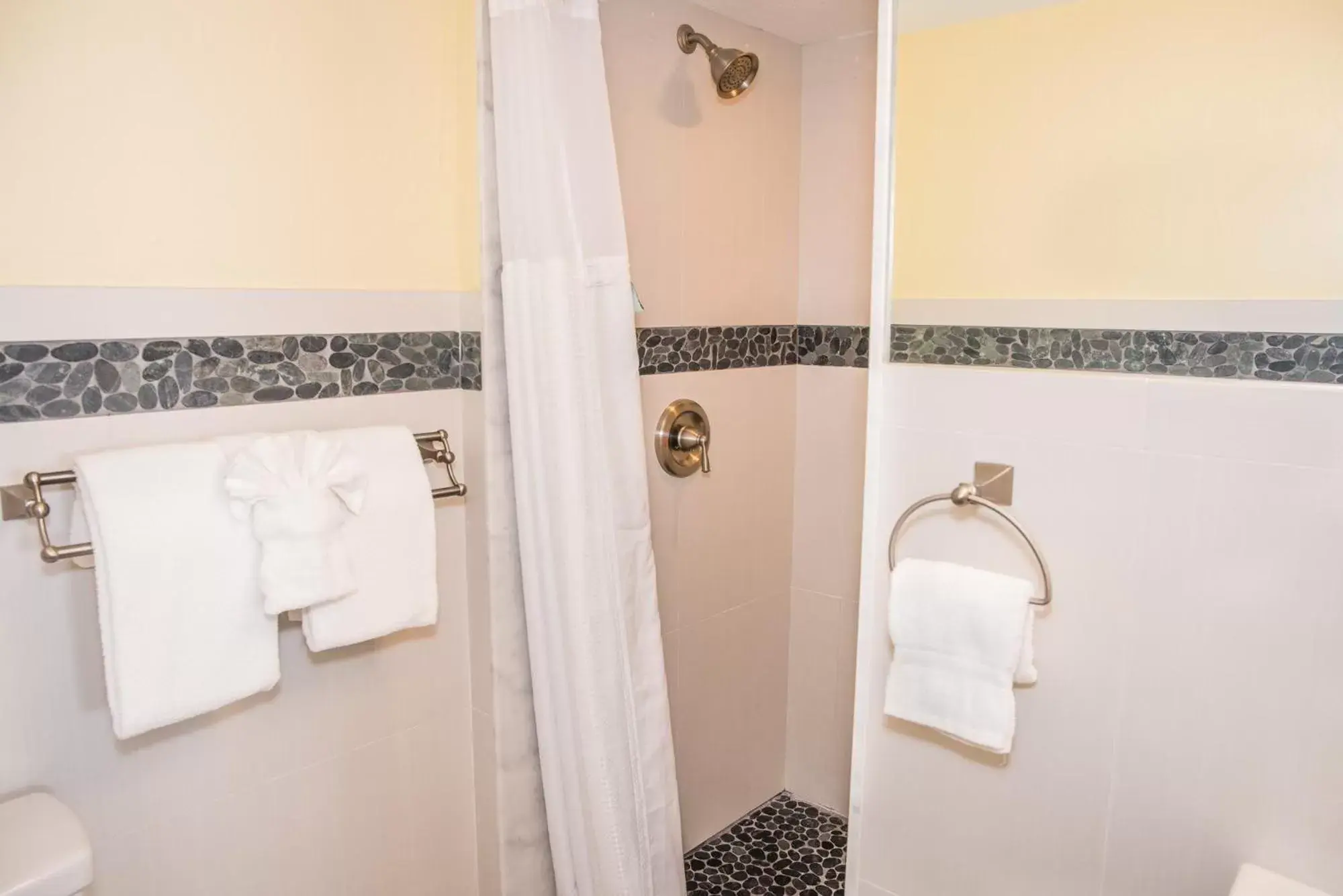 Shower, Bathroom in Coconut Bay Resort - Key Largo