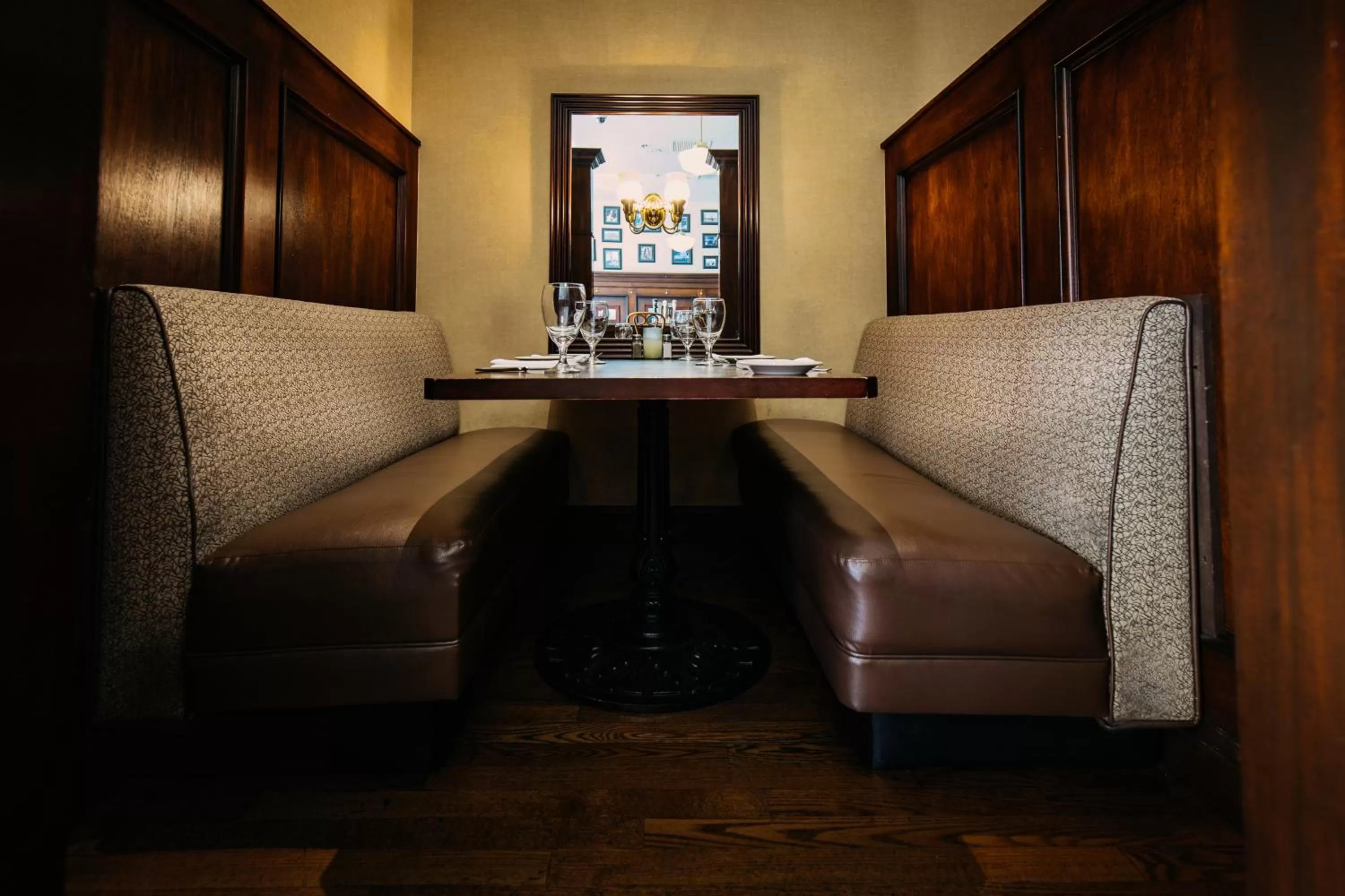 Restaurant/places to eat in Downtown Grand Hotel & Casino