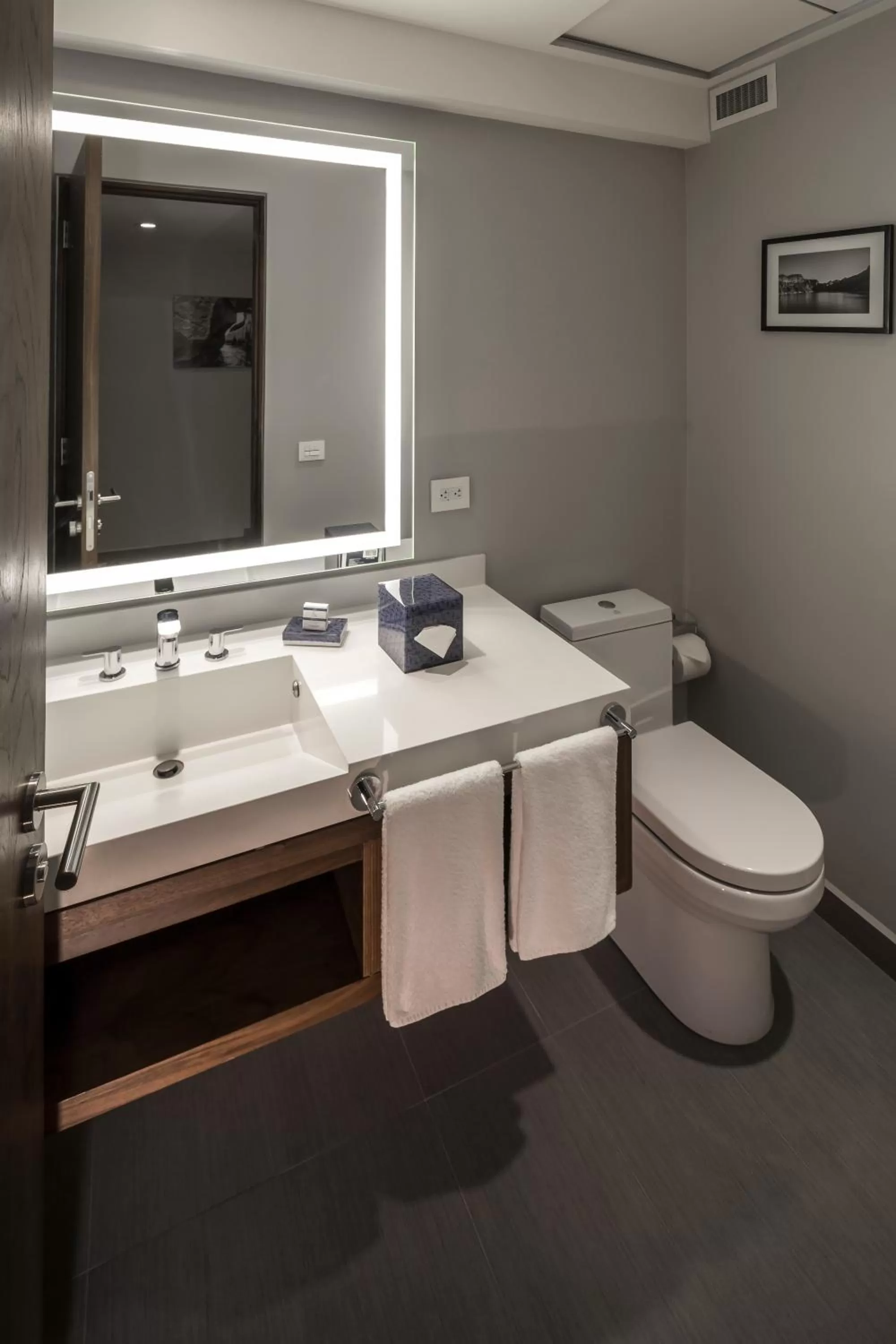 Bathroom in Presidente InterContinental Mexico City by IHG