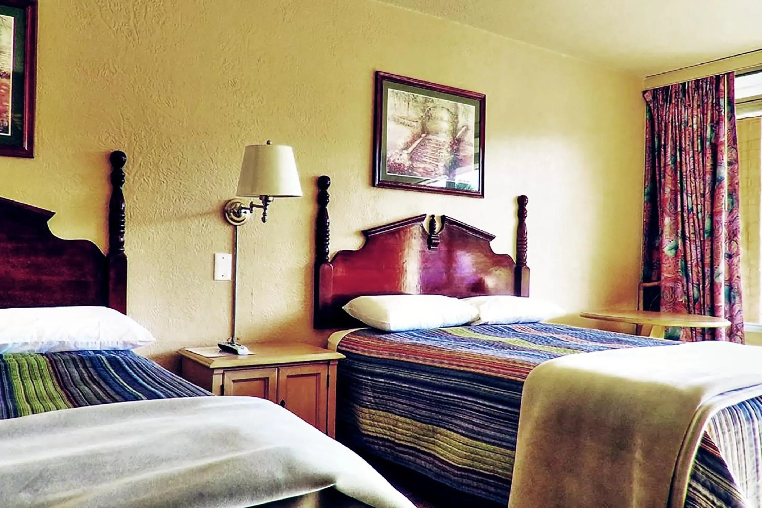Bedroom, Bed in Micanopy Inn