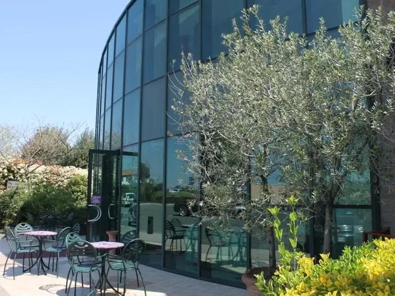 Facade/entrance, Property Building in Hotel Semifonte