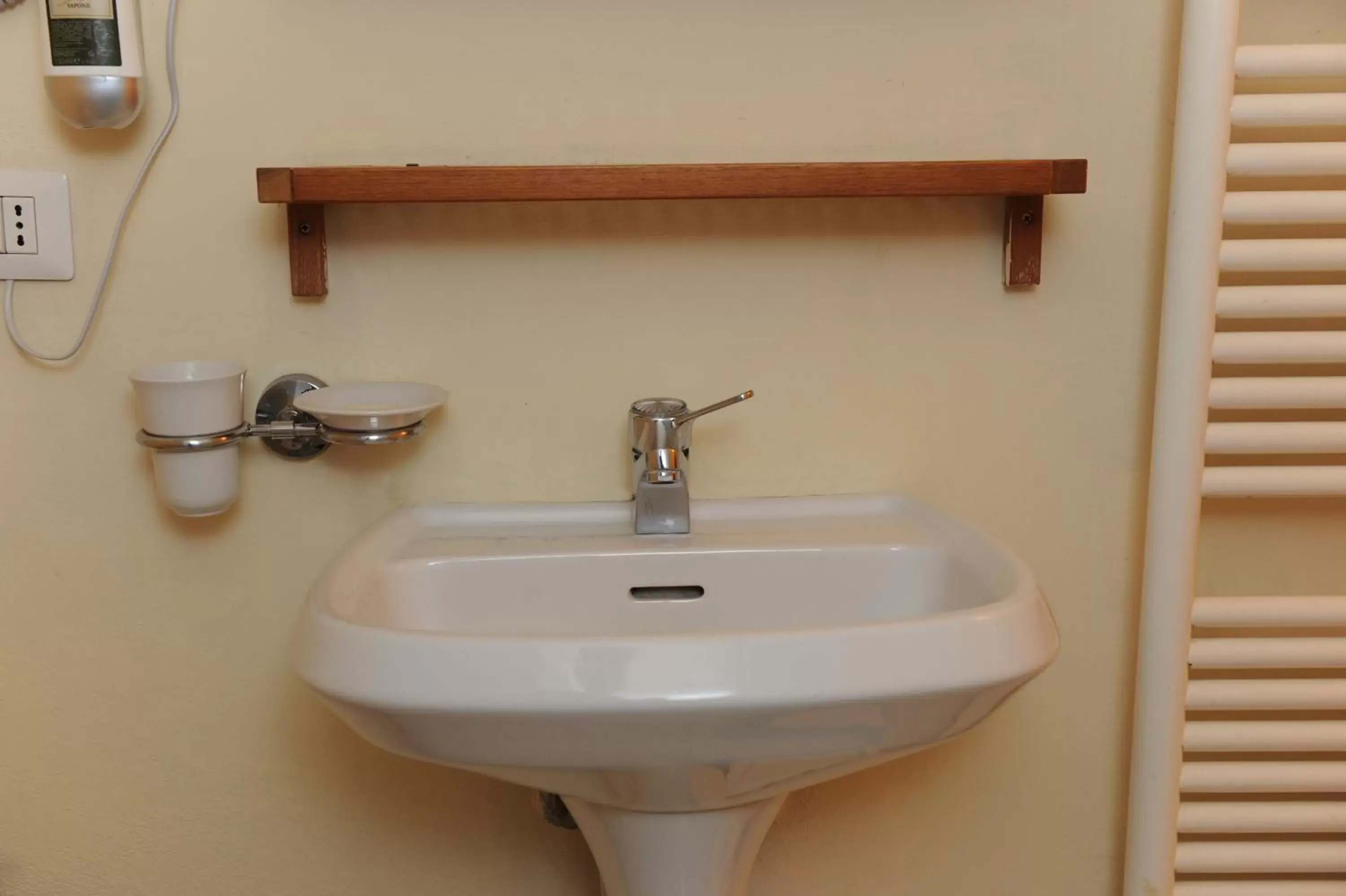 Other, Bathroom in Pontevecchio Relais