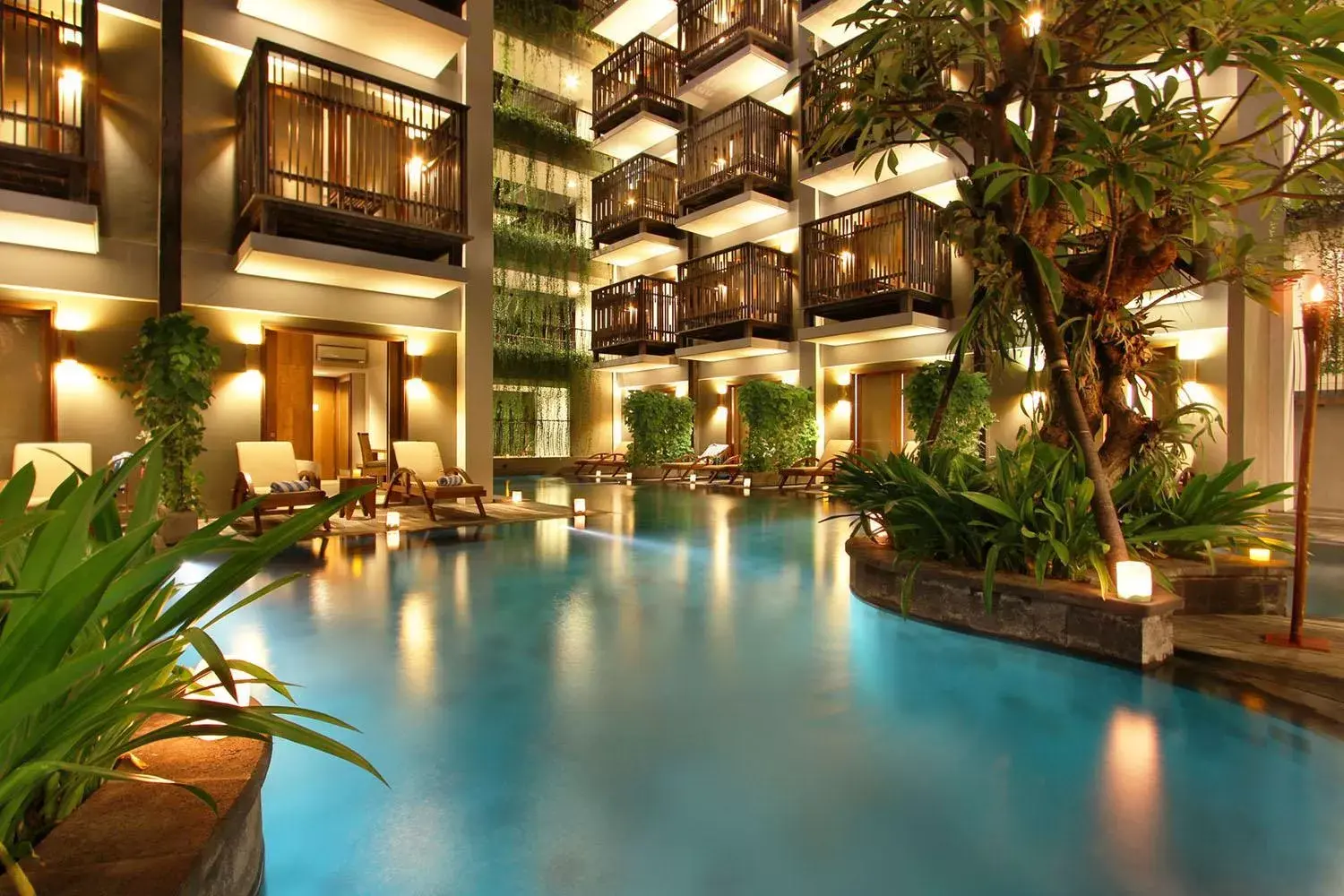 Swimming Pool in THE 1O1 Bali Oasis Sanur