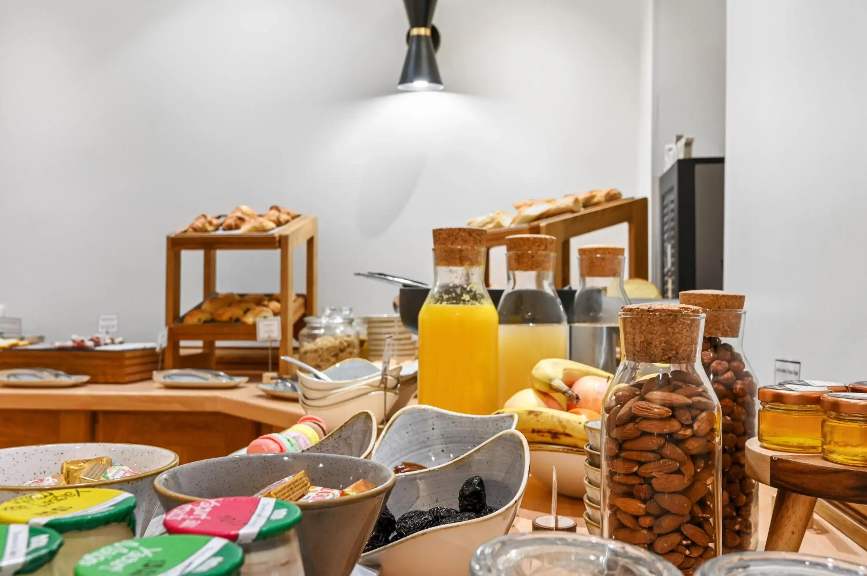 Breakfast in Hotel Elysees Opera Breakfast in Hotel Elysees Opera