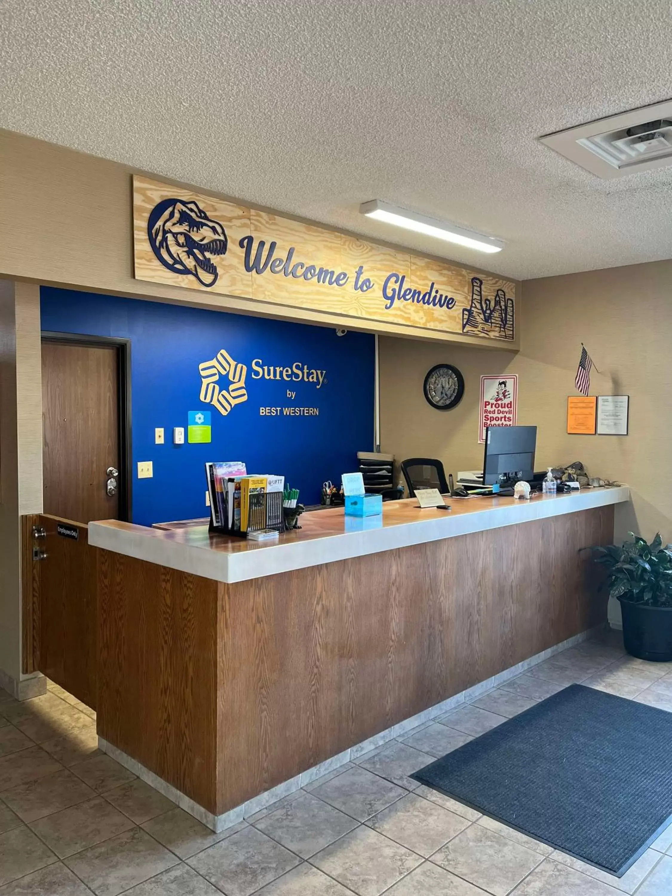 Lobby or reception in SureStay by Best Western Glendive Yellowstone River