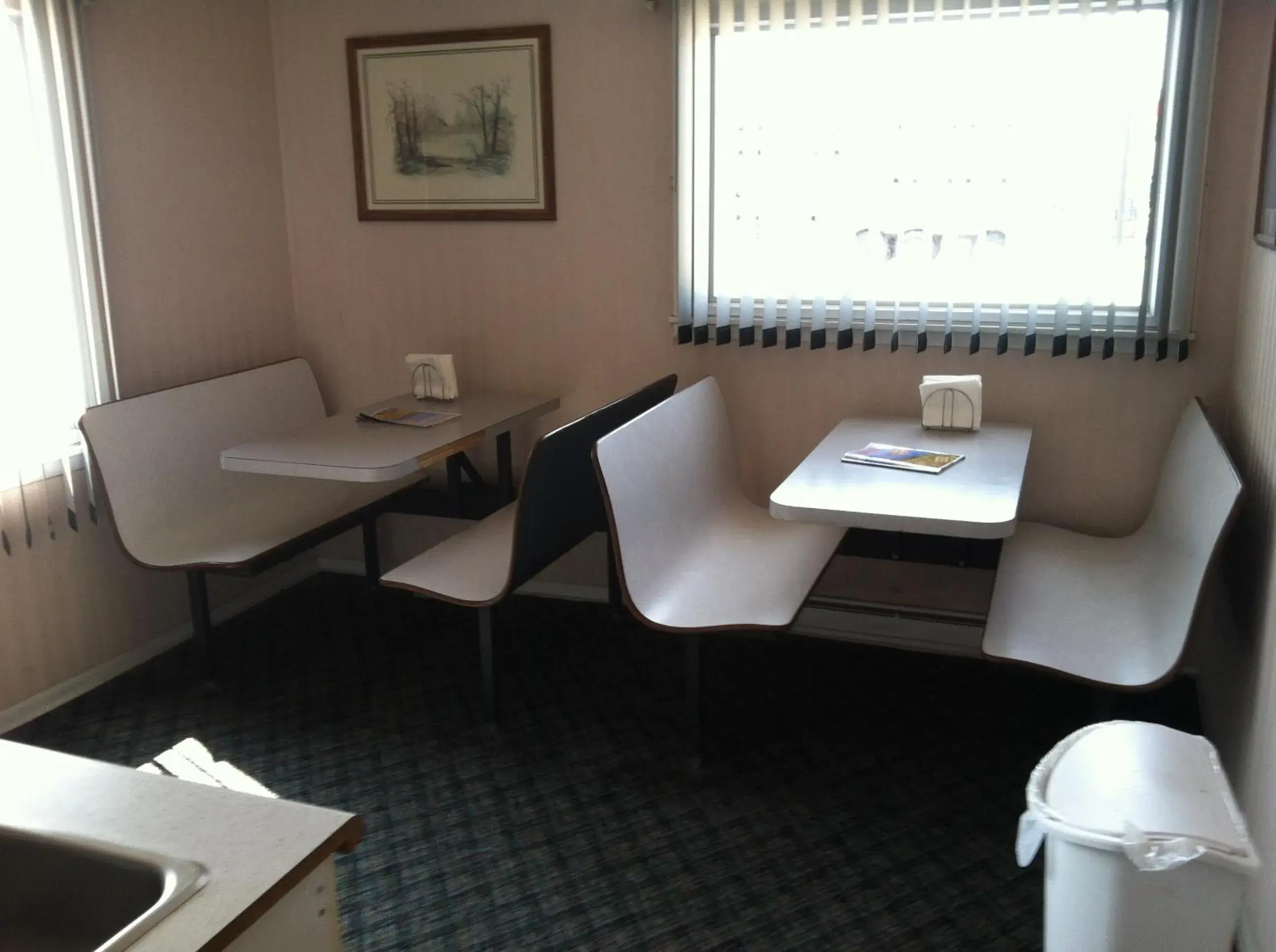 Seating Area in Brooks Motel