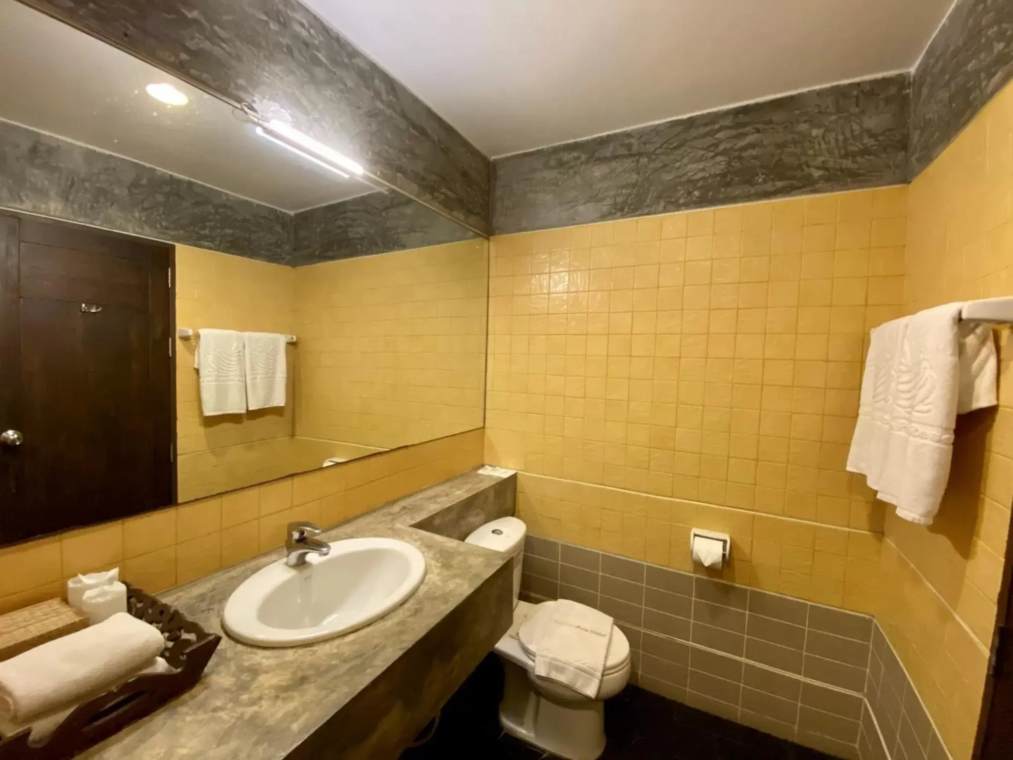 Bathroom in Golden Pine Beach Resort
