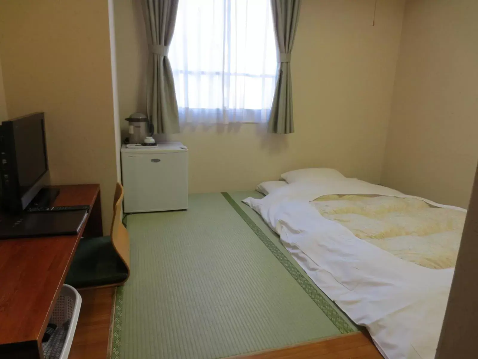 Photo of the whole room, Bed in Hotel Minatoya