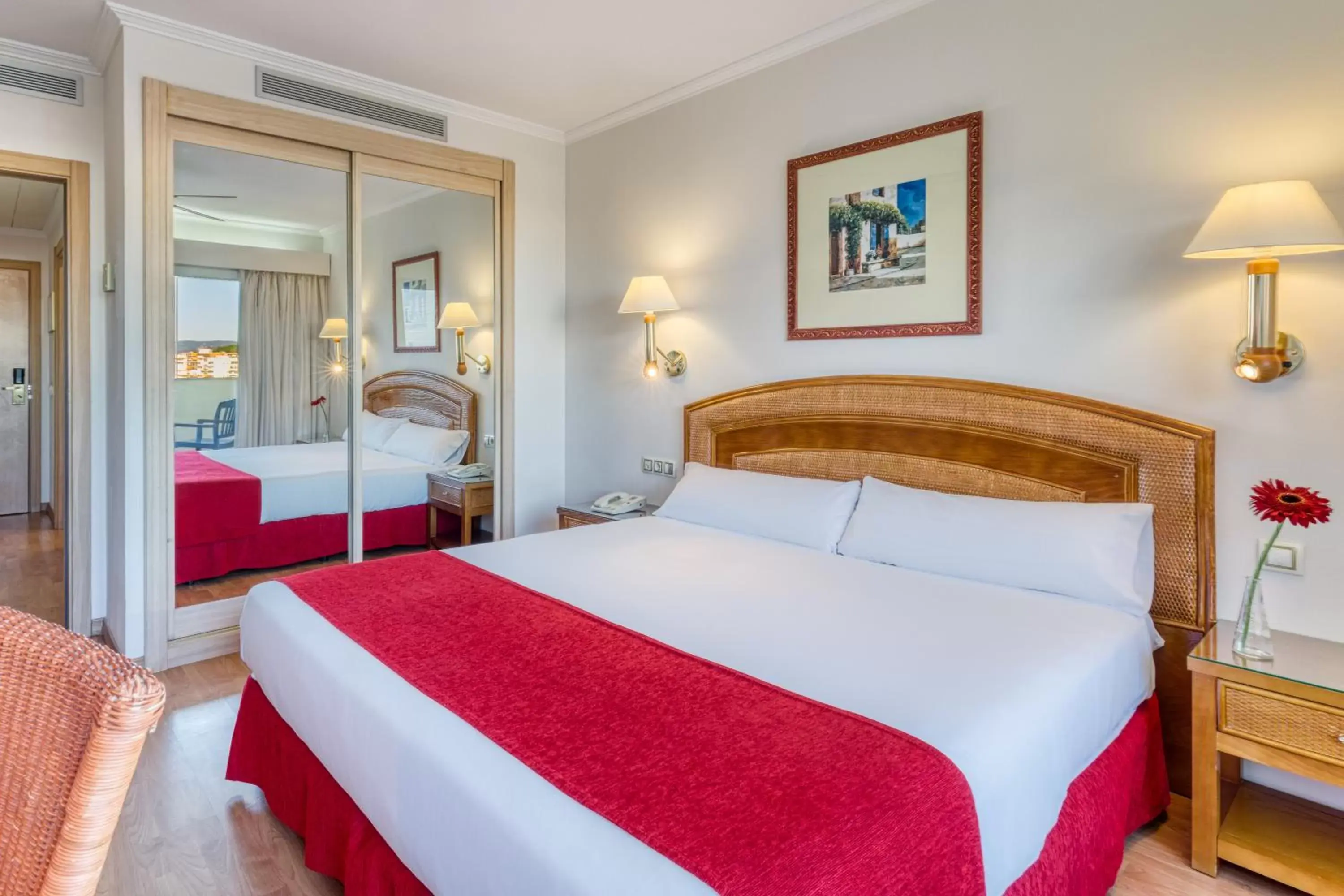 TV and multimedia, Bed in Senator Marbella Spa Hotel