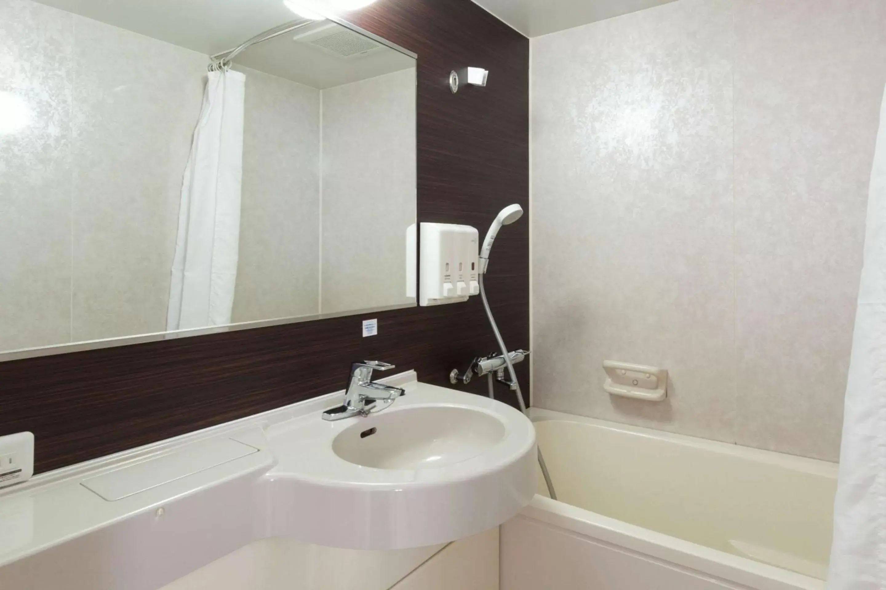 Bedroom, Bathroom in Comfort Hotel Hiroshima Otemachi