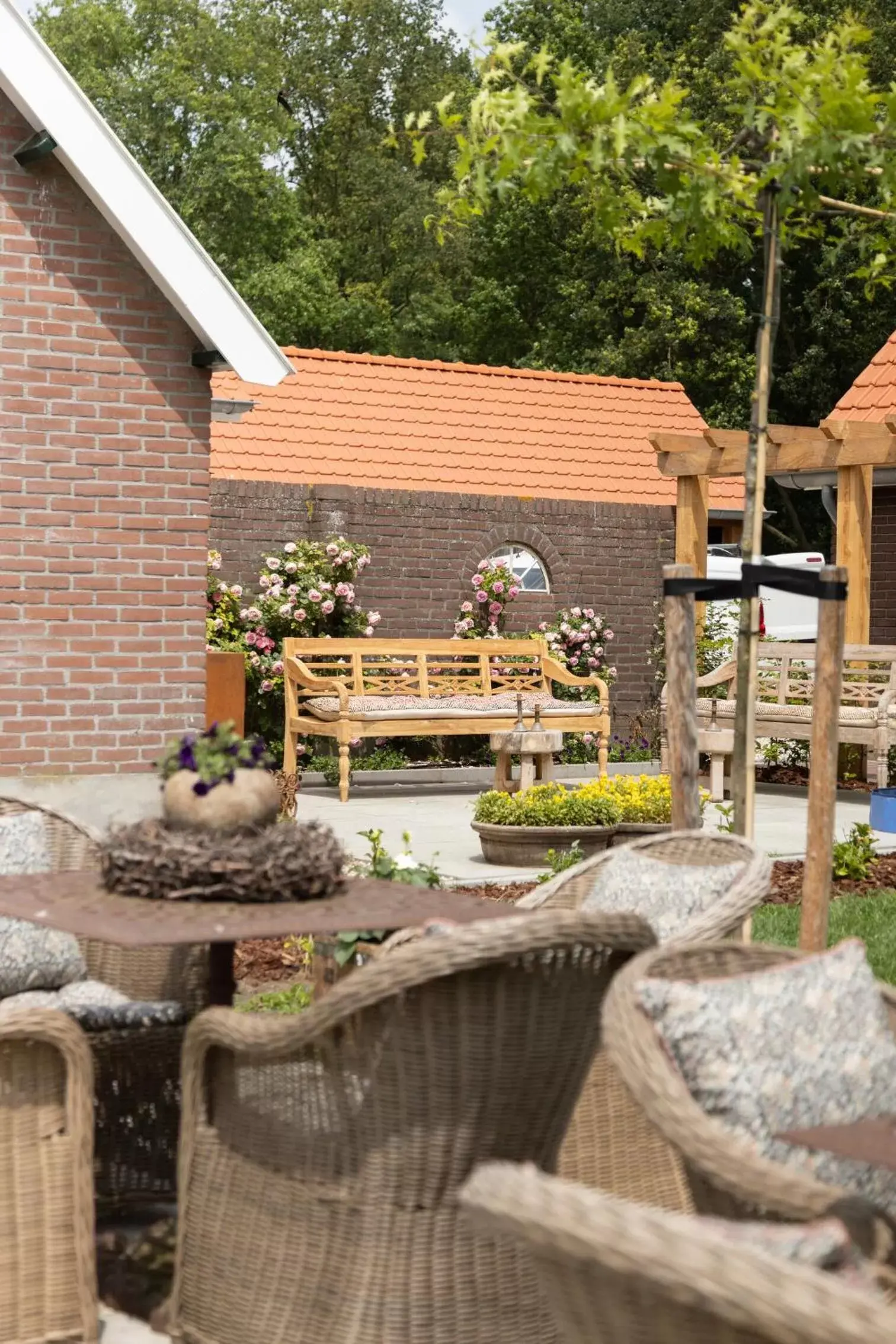 Patio in Bed & Breakfast Hoeve Happiness