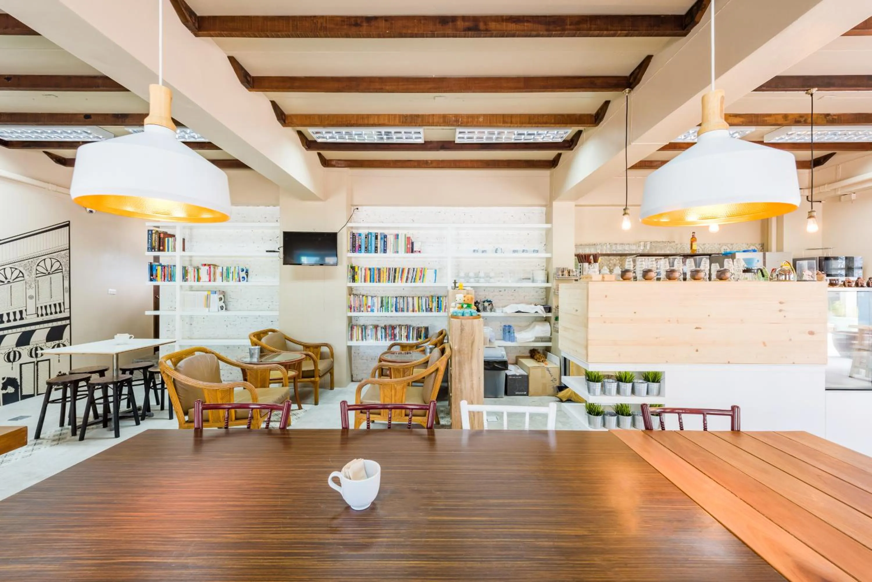 Restaurant/places to eat in Pure Phuket Residence