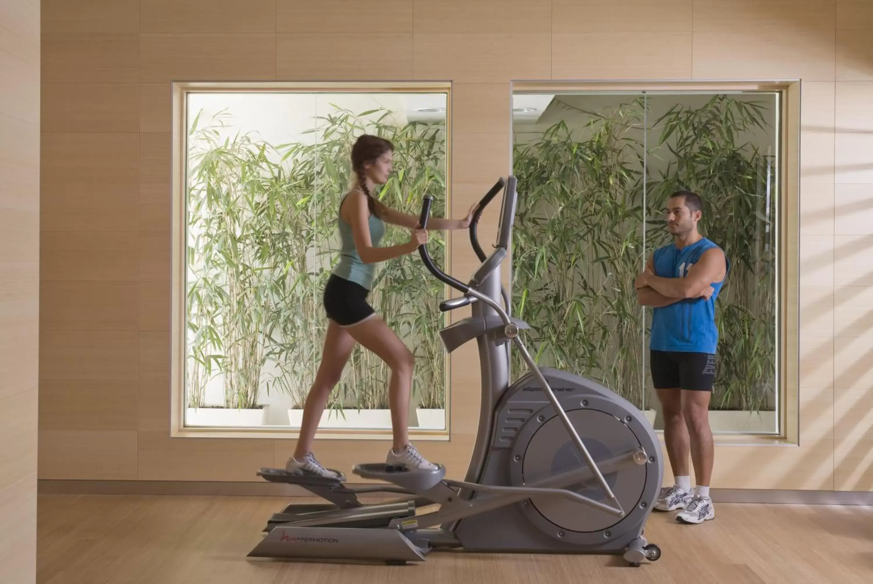 Fitness centre/facilities in UNA HOTELS T Hotel Cagliari Fitness centre/facilities in UNA HOTELS T Hotel Cagliari