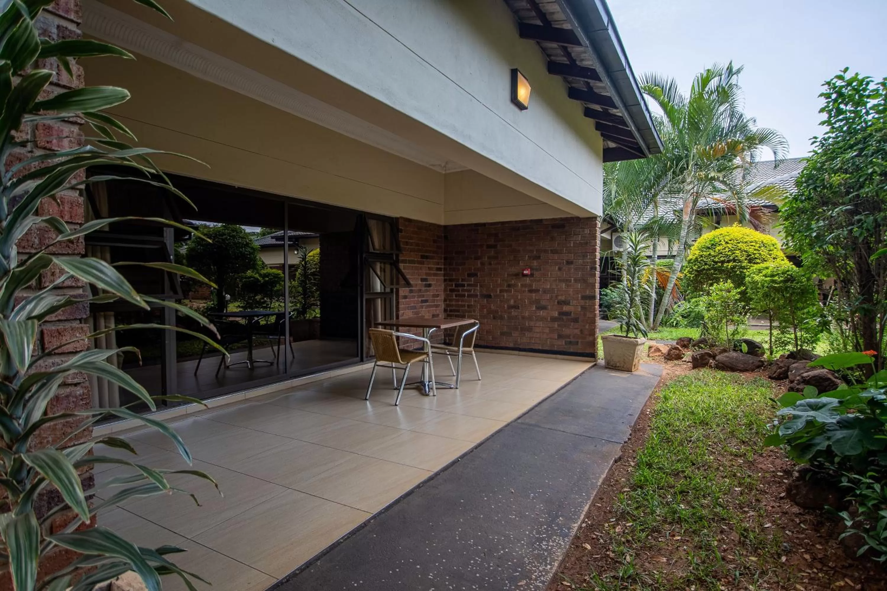 Garden in The Victoria Falls Deluxe Suites