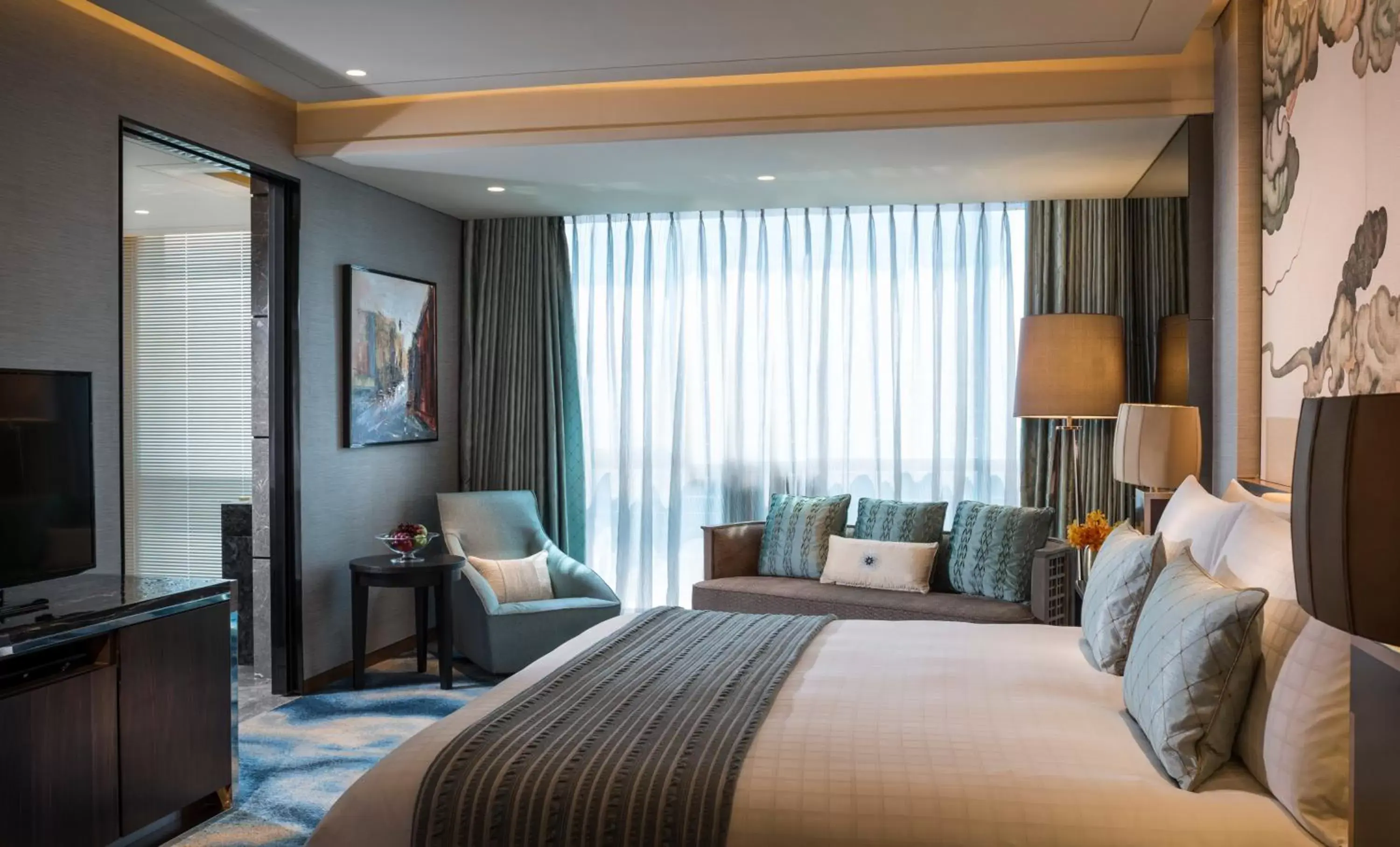 Ambassador King Suite in Four Seasons Hotel Shenzhen