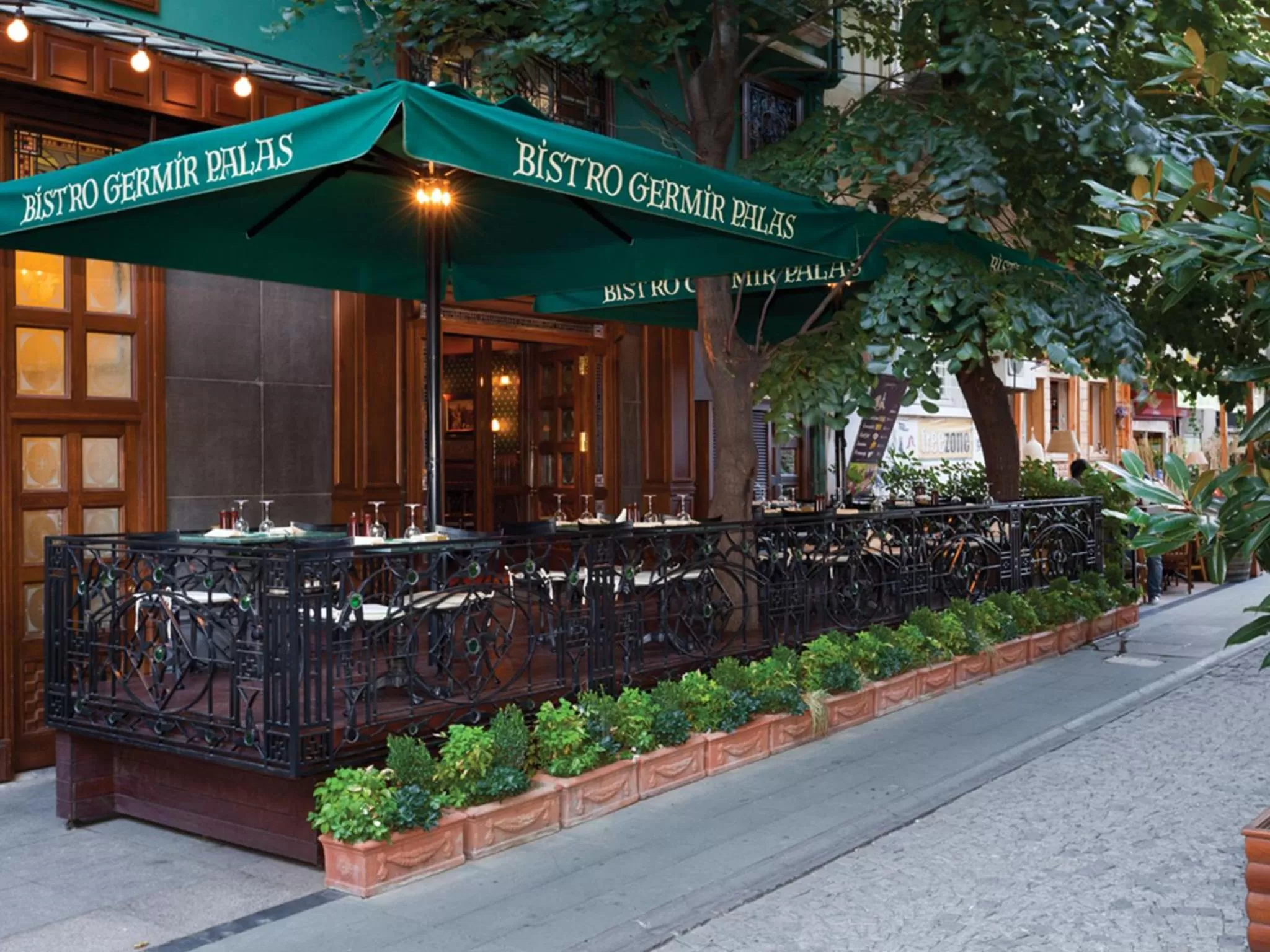 Garden in Germir Palas Hotel - Special Class