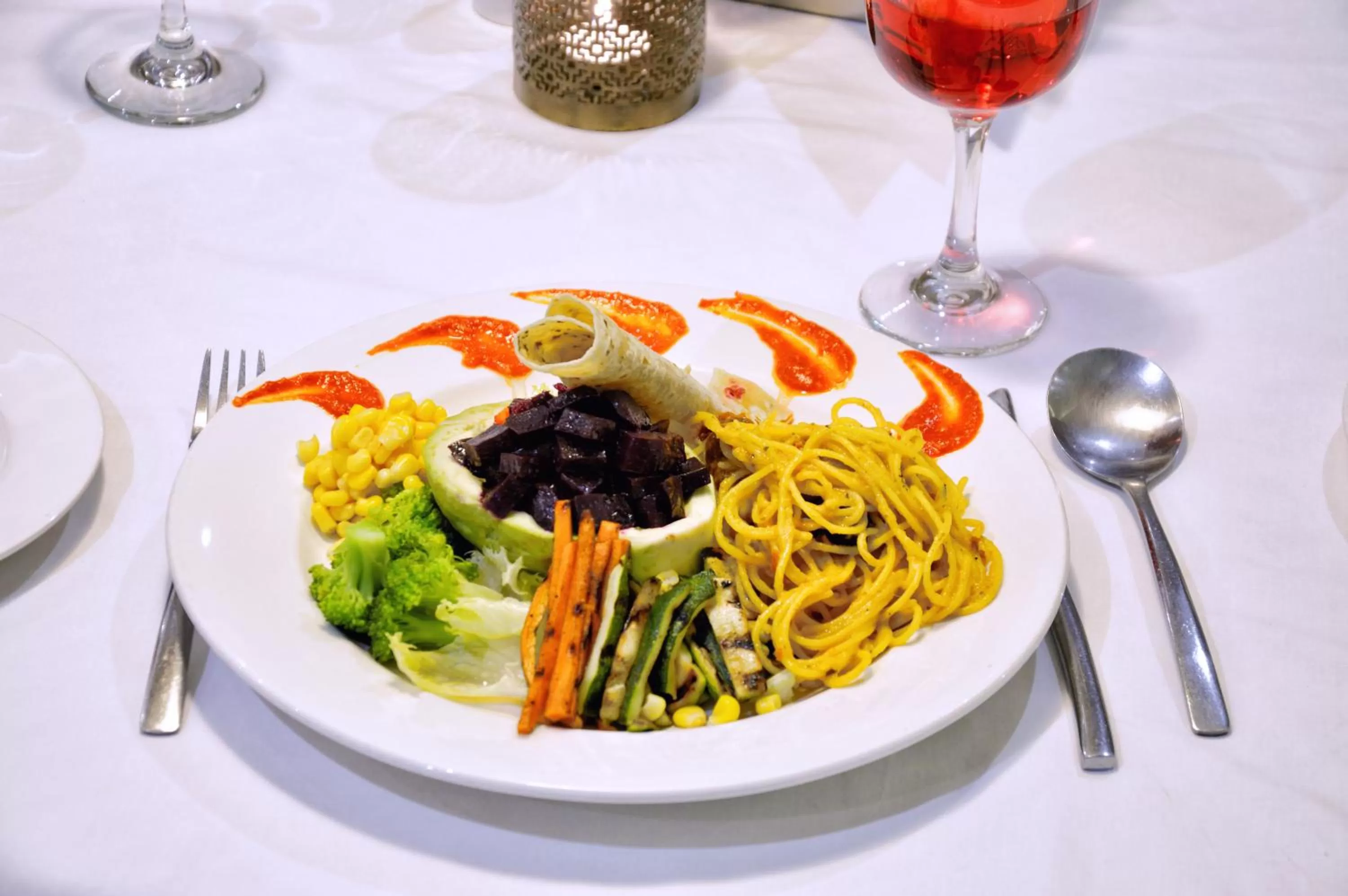 Restaurant/places to eat in The Heron By Sarovar Portico India