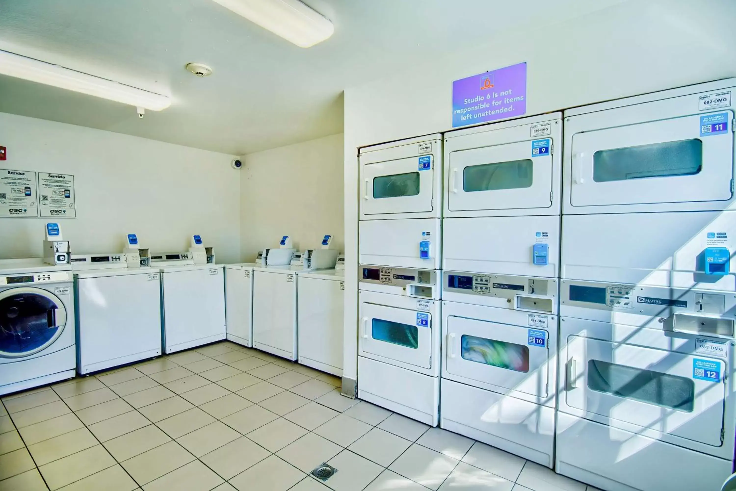 laundry, Kitchen/Kitchenette in Studio 6-Phoenix, AZ - Deer Valley