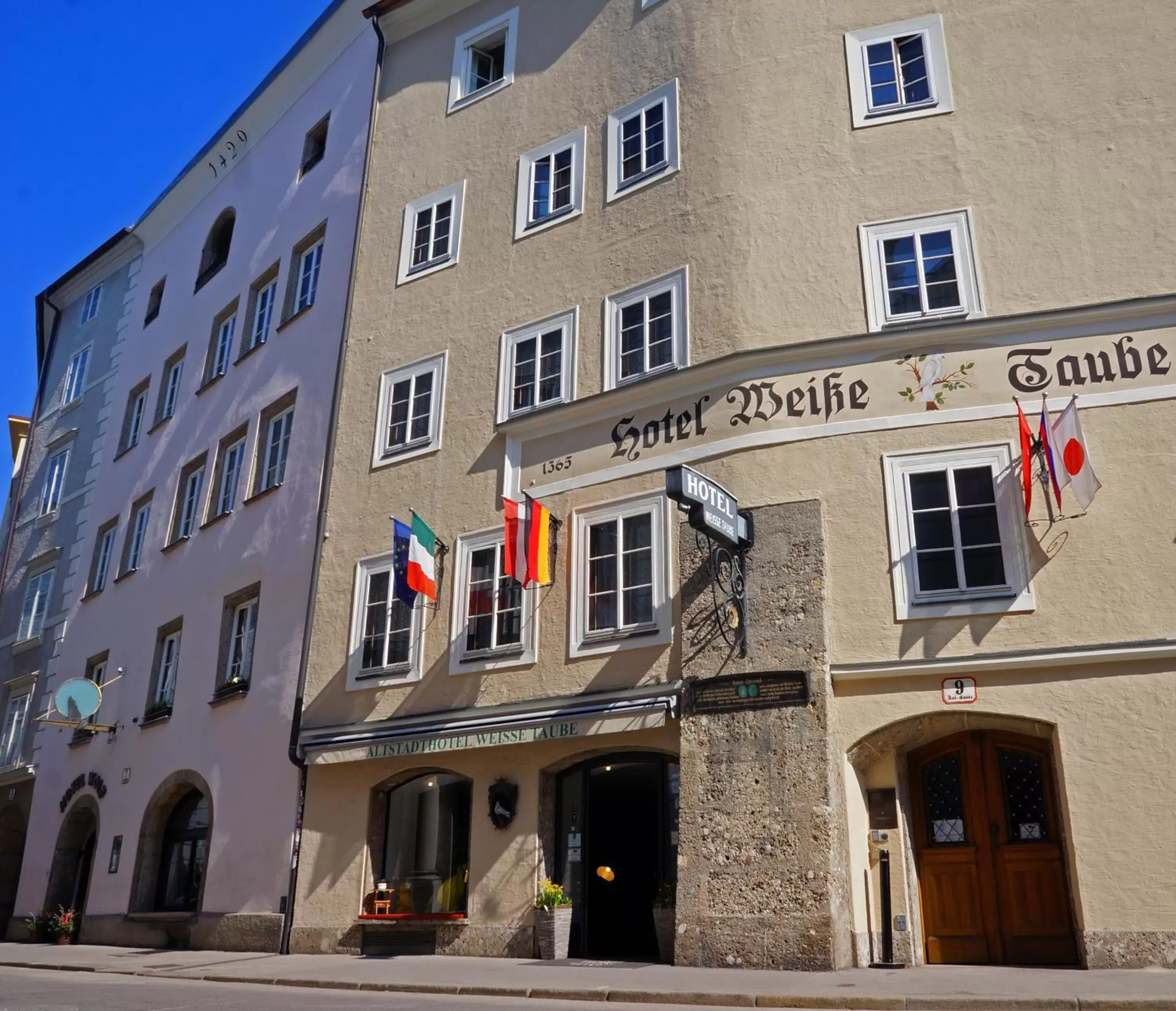 Facade/entrance in Altstadthotel Weisse Taube