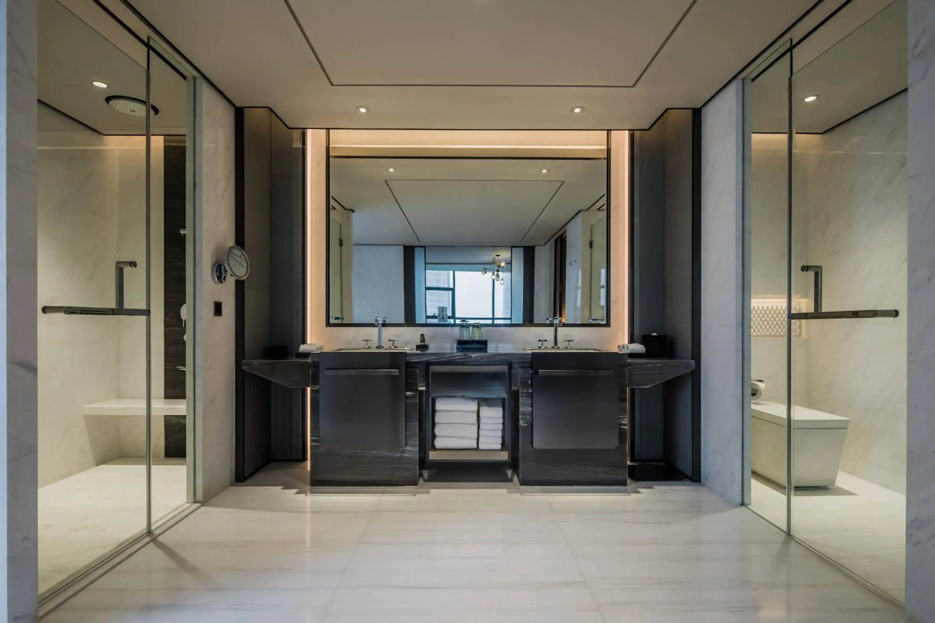 Bathroom in Chengdu Marriott Hotel Financial Centre