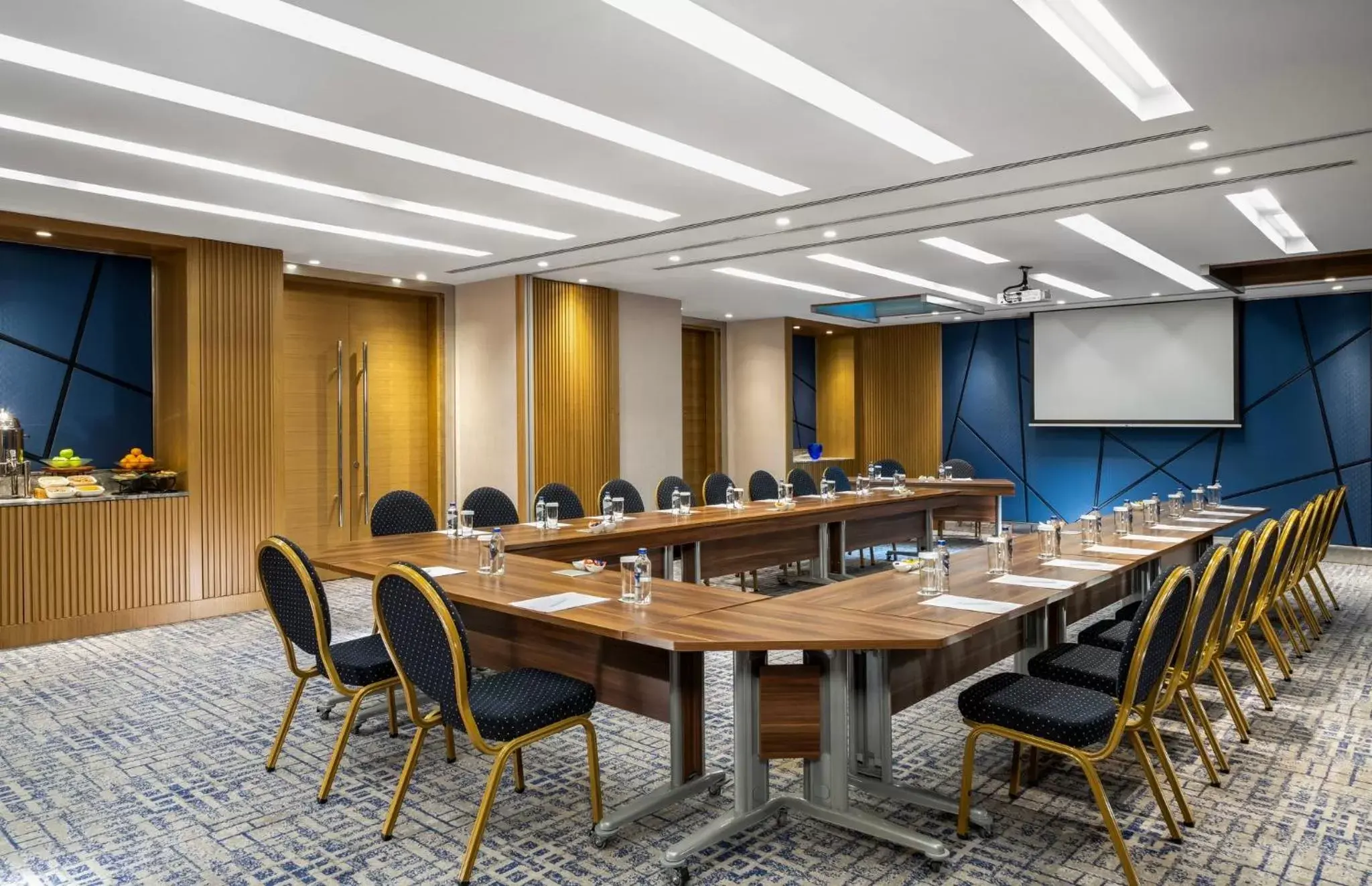 Meeting/conference room in Crowne Plaza Florya Istanbul, an IHG Hotel