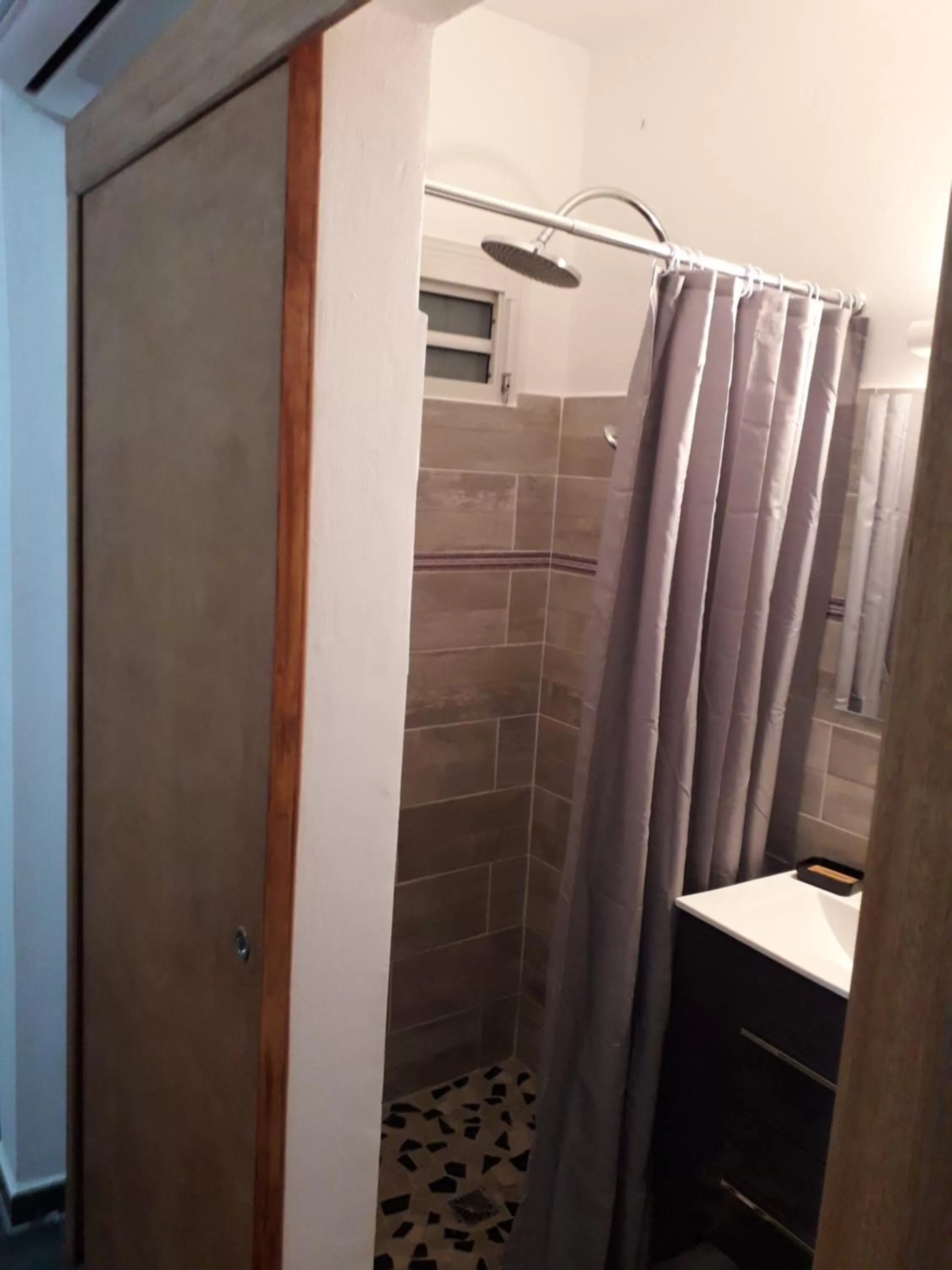 Other in Le Saint Georges