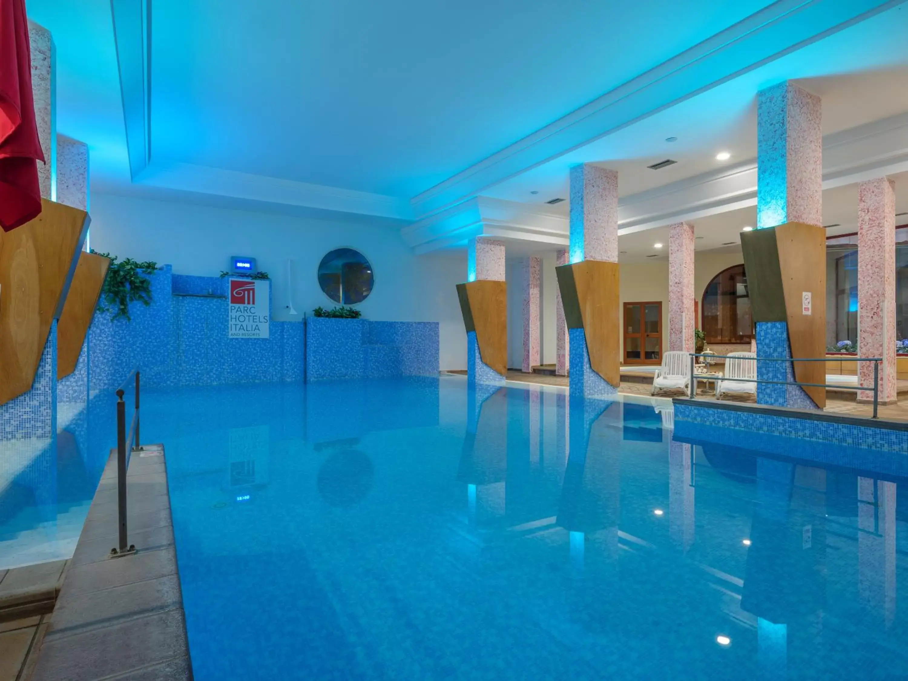 Swimming Pool in Hotel Olimpo le Terrazze