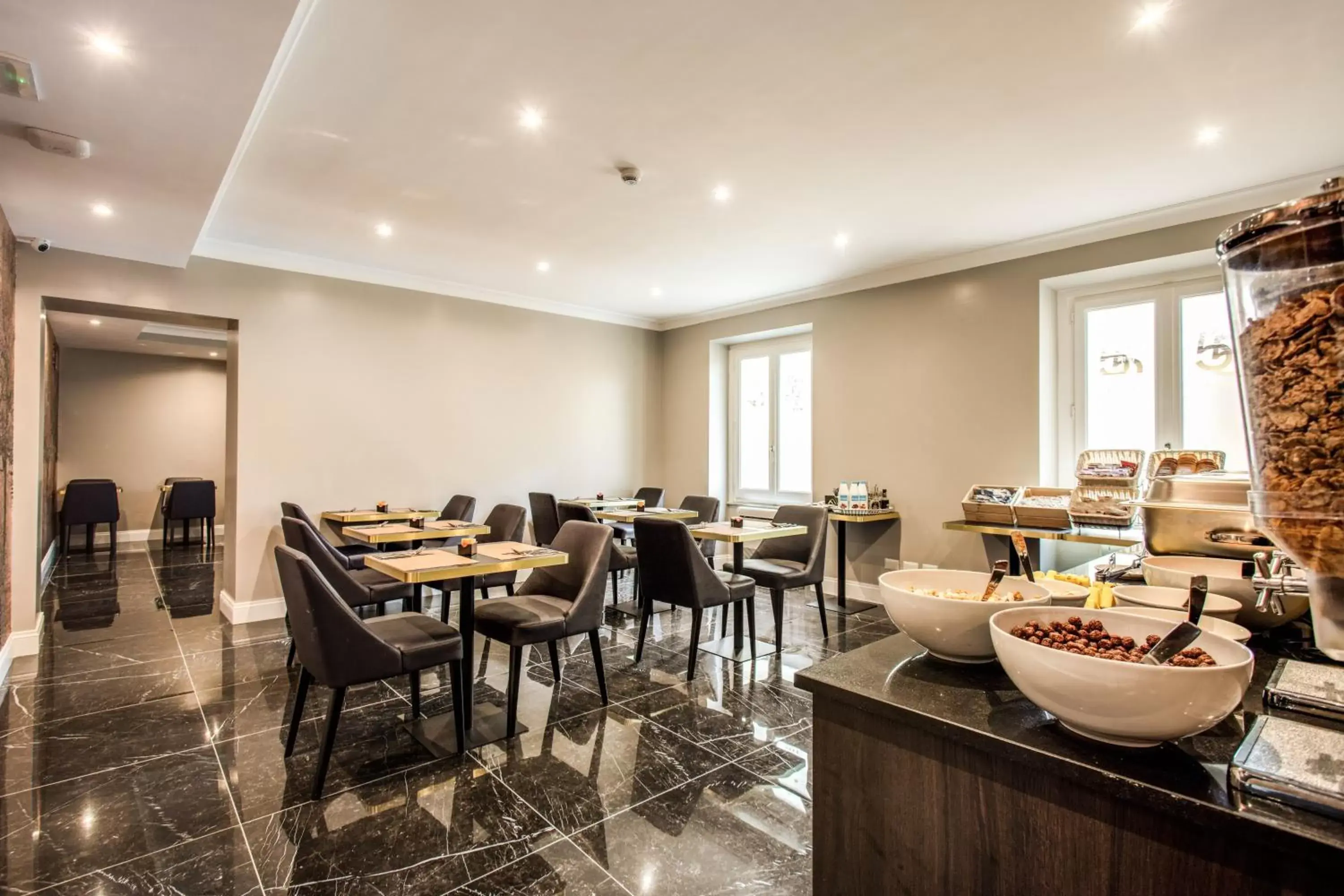 Breakfast, Restaurant/Places to Eat in Hotel 55 Fifty-Five - Maison d'Art Collection