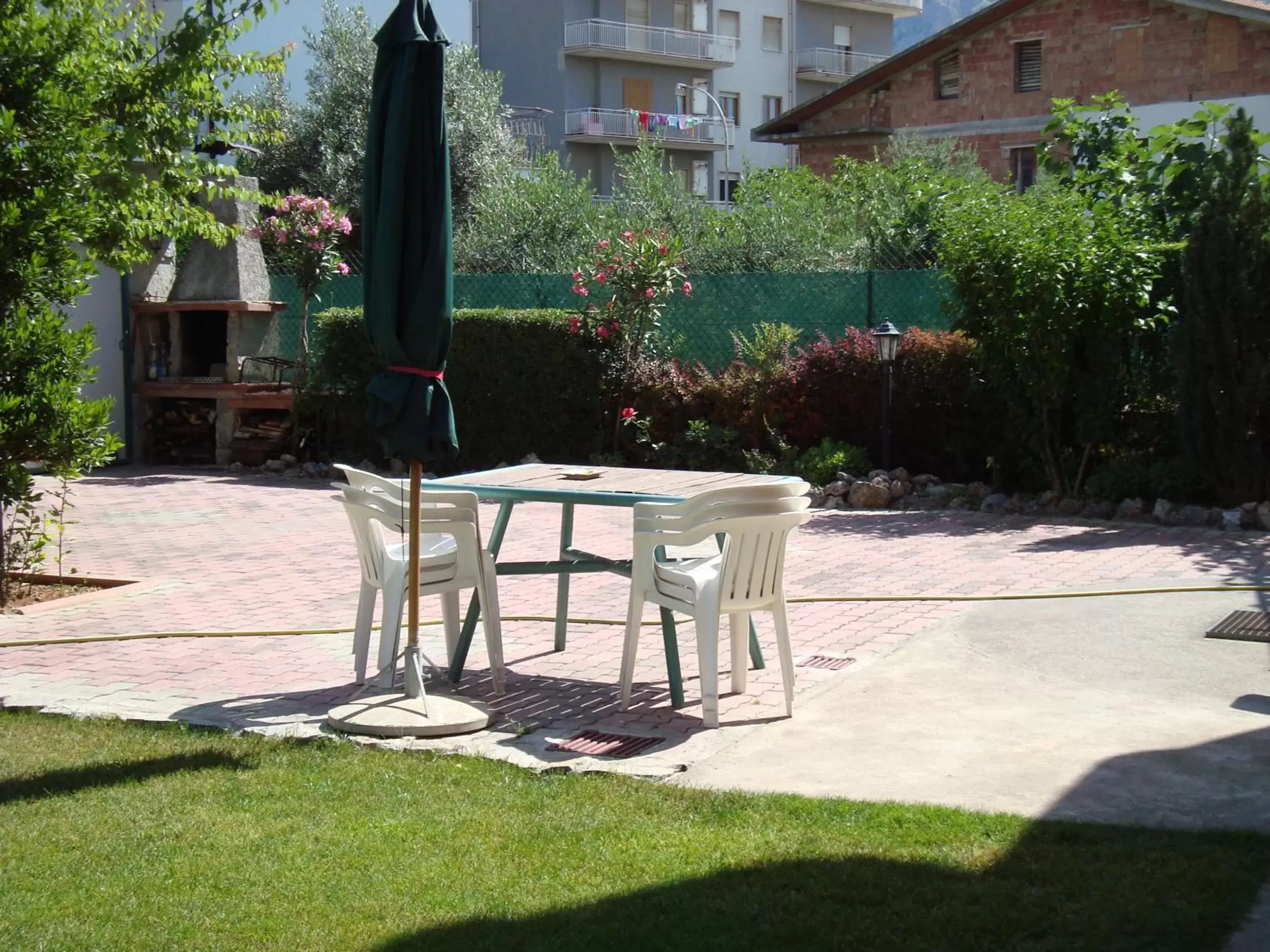 Patio, Garden in B&B Esperança