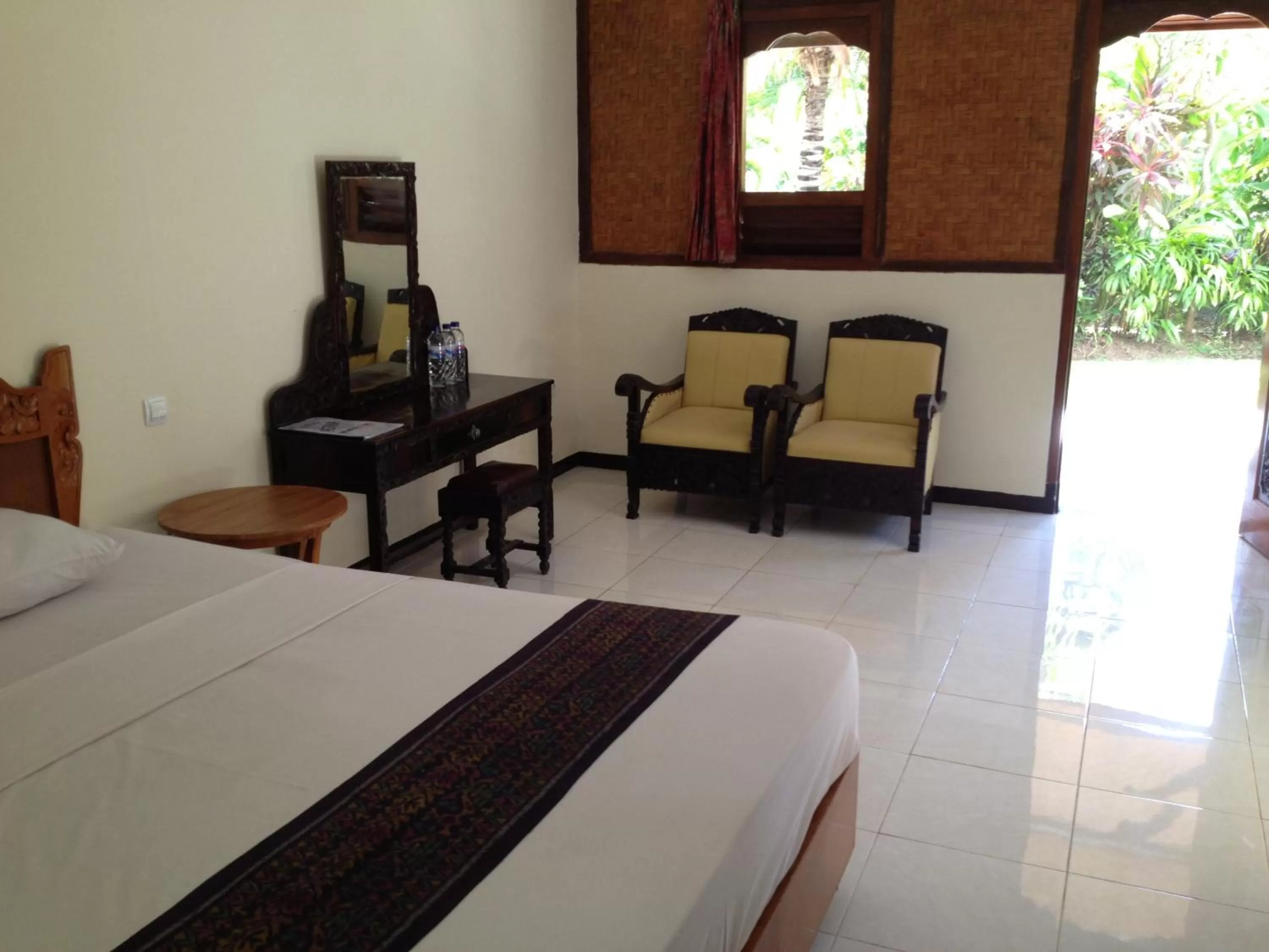 Bedroom, Bed in Astina Hotel