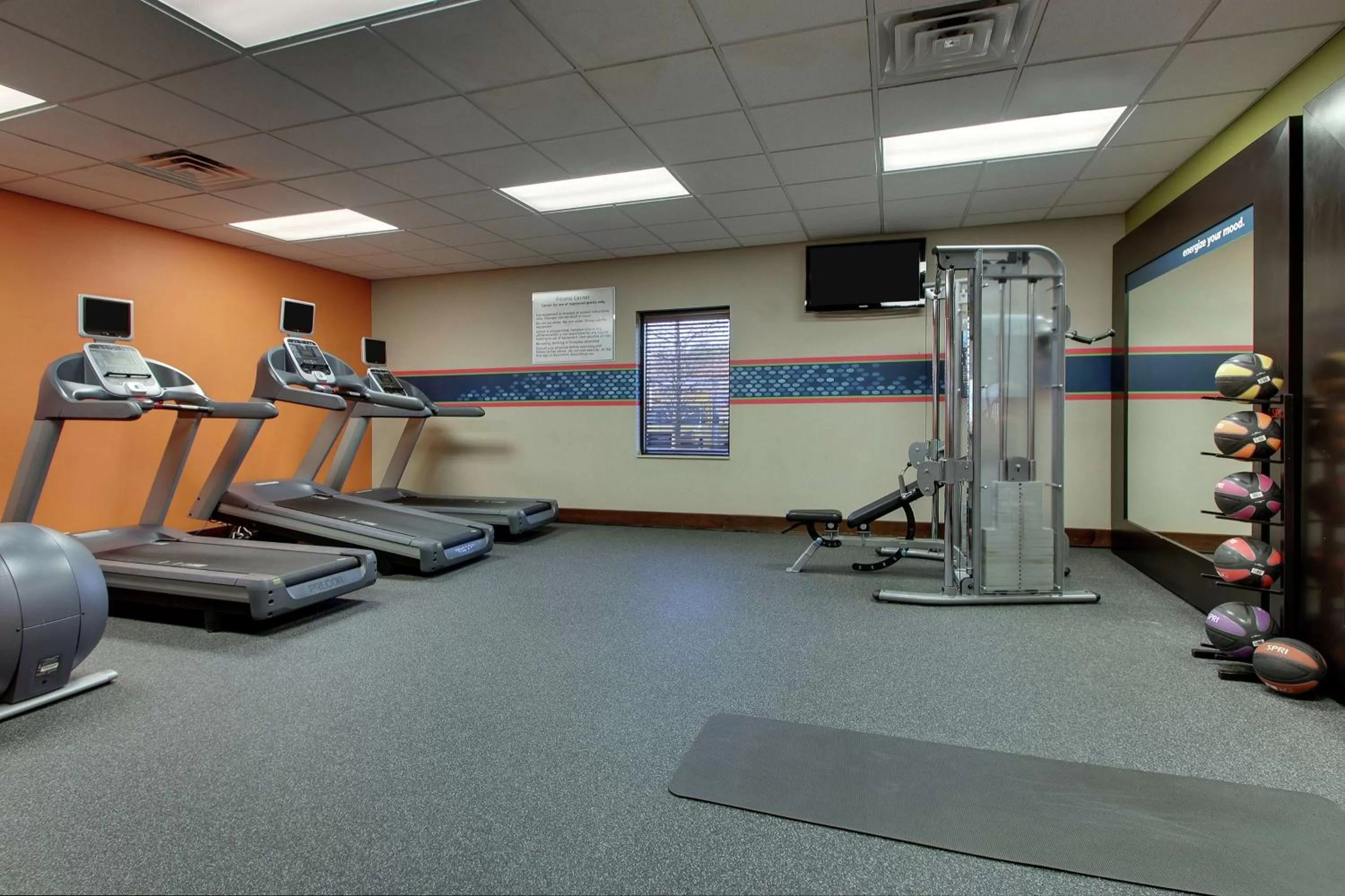 Fitness centre/facilities in Hampton Inn & Suites Shreveport