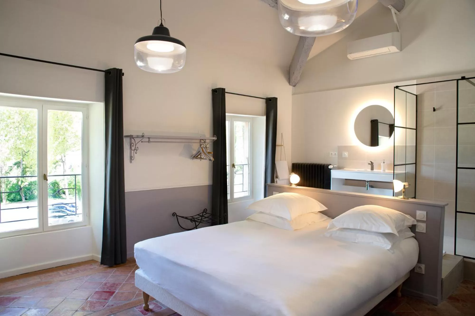 Bed in Manoir le Roure