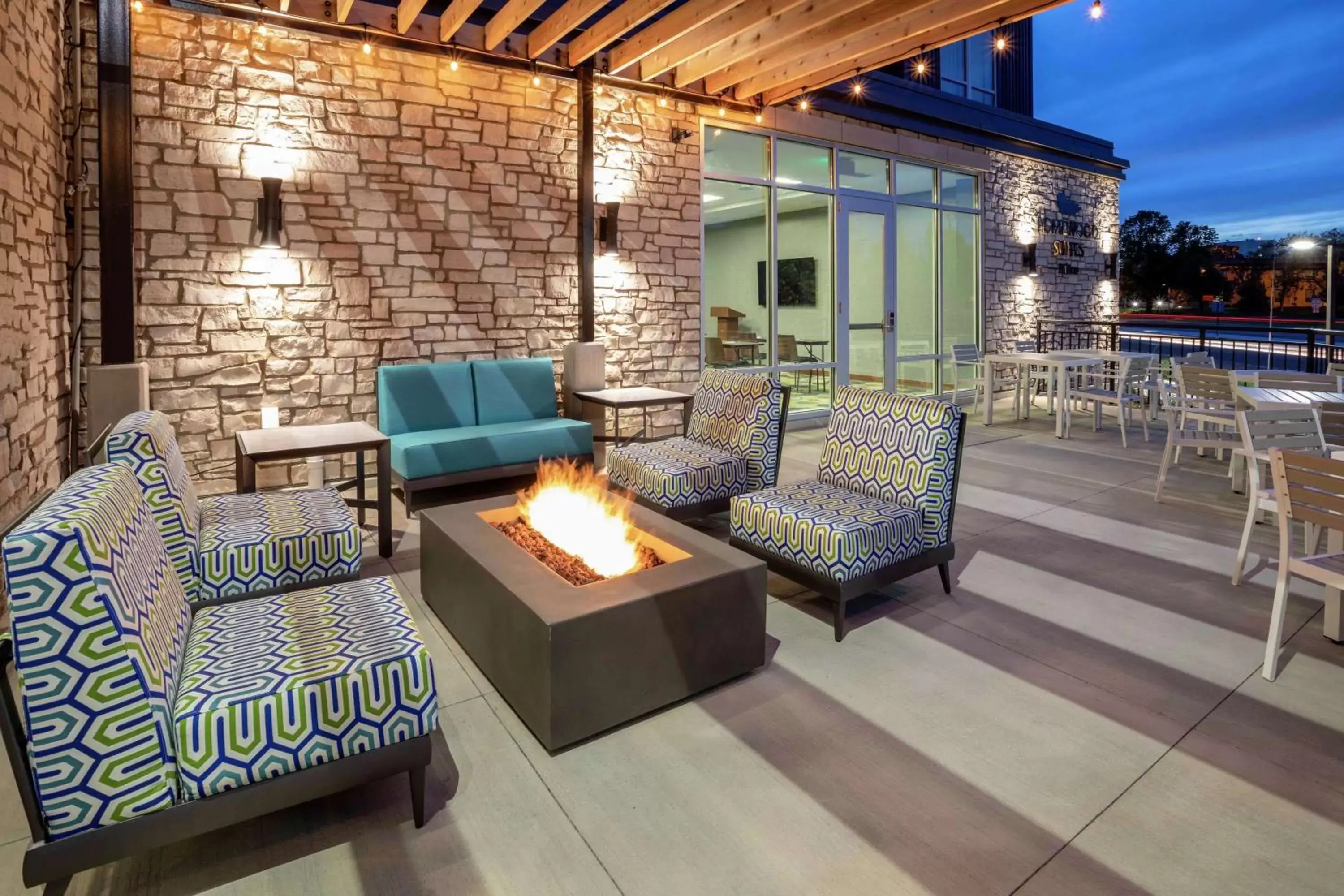 Patio, Seating Area in Homewood Suites By Hilton Edina Minneapolis