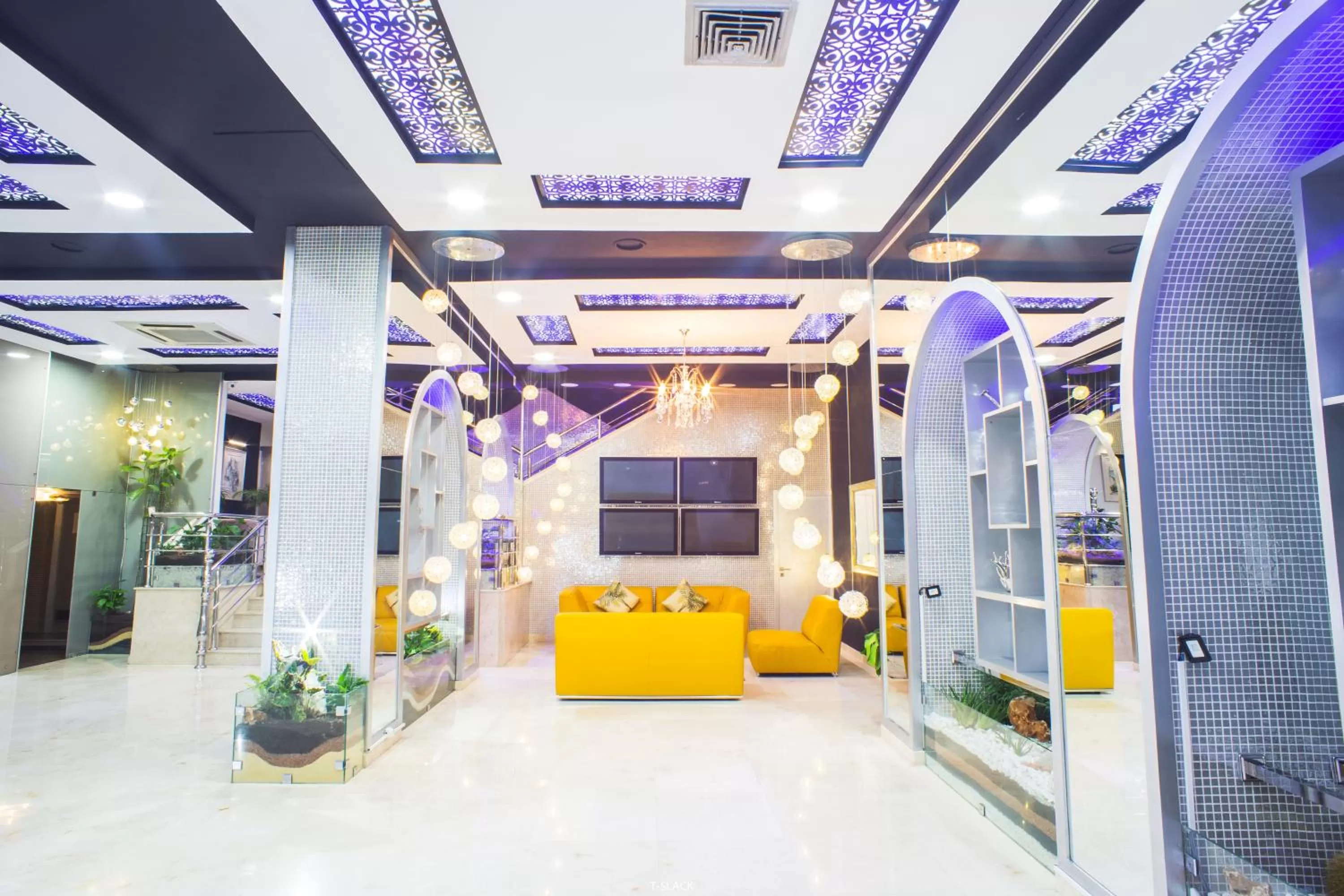 Property building in Hôtel Tanjah Flandria