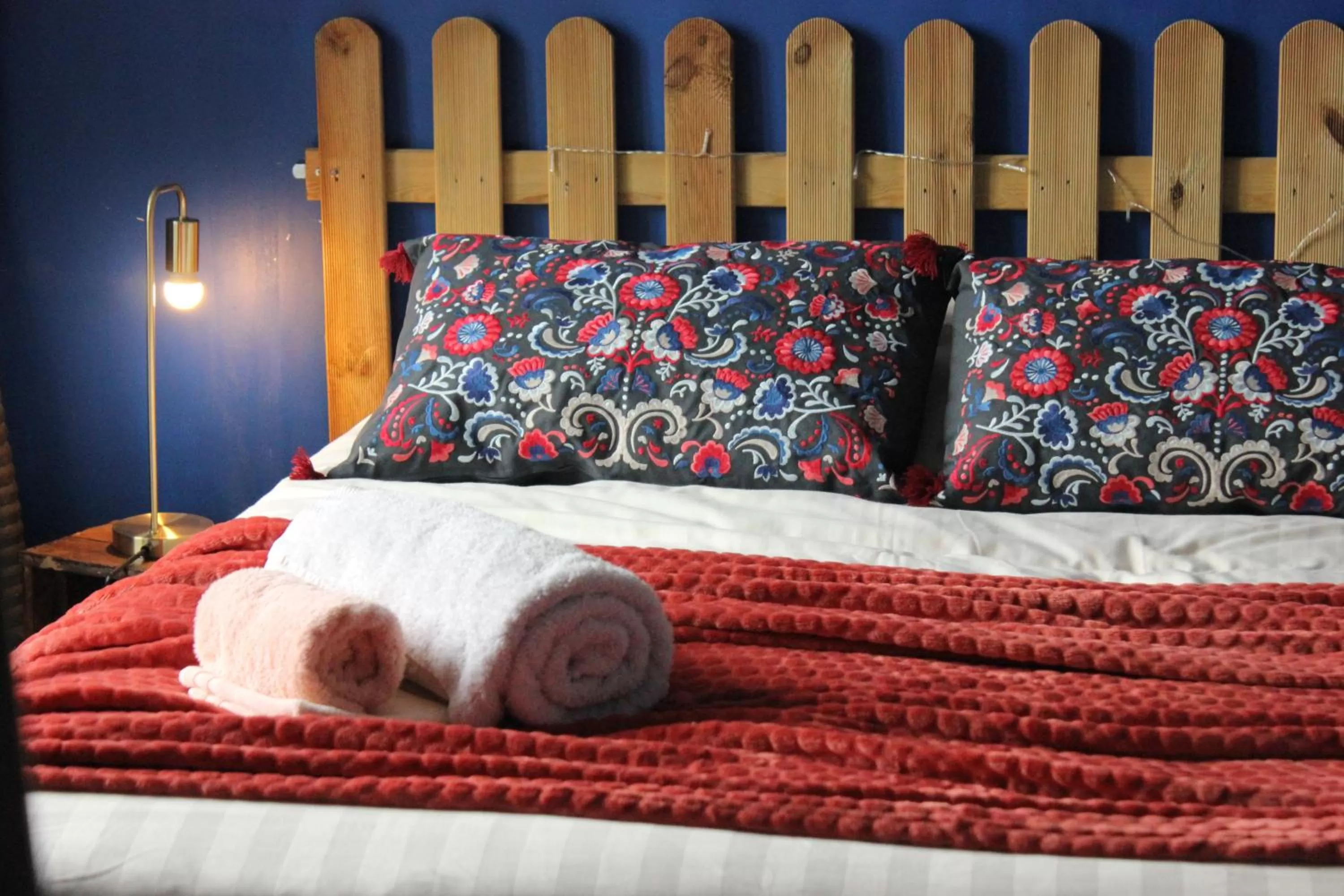 Bedroom, Bed in LE VERT NOMADE