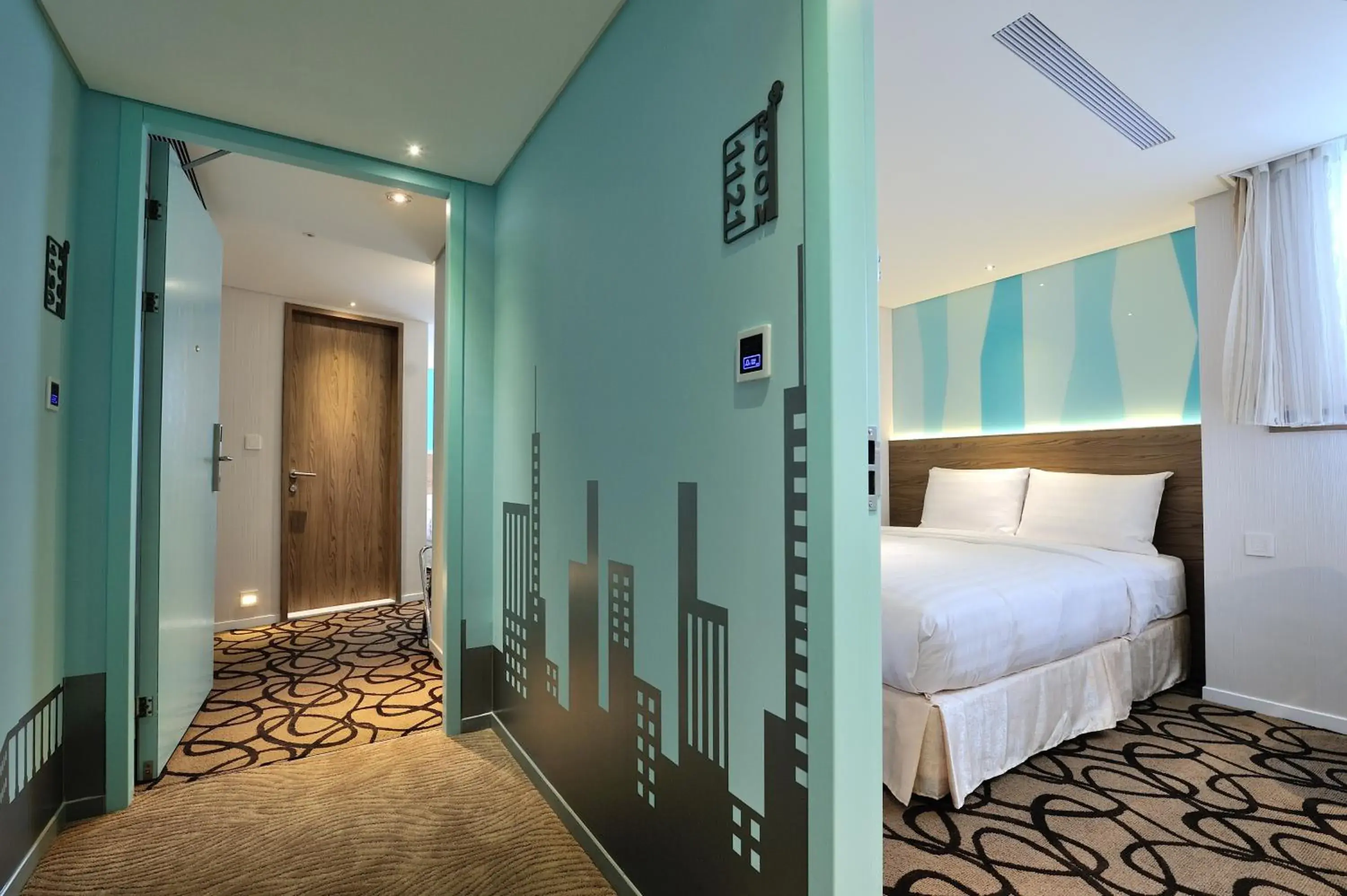 Two Connecting Double Rooms in Green World Hotel - Zhonghua