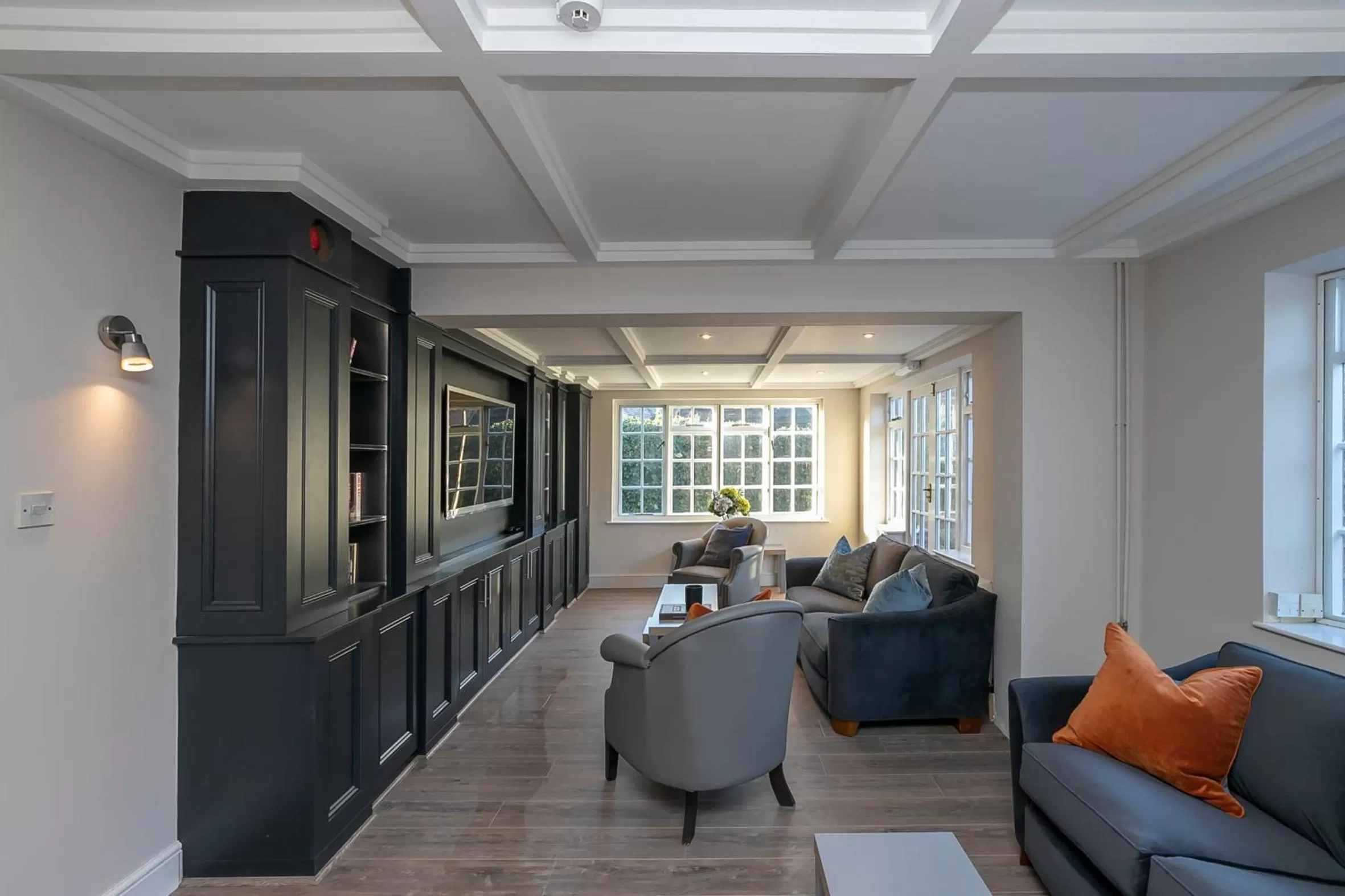 Pages Hotel and Guesthouse