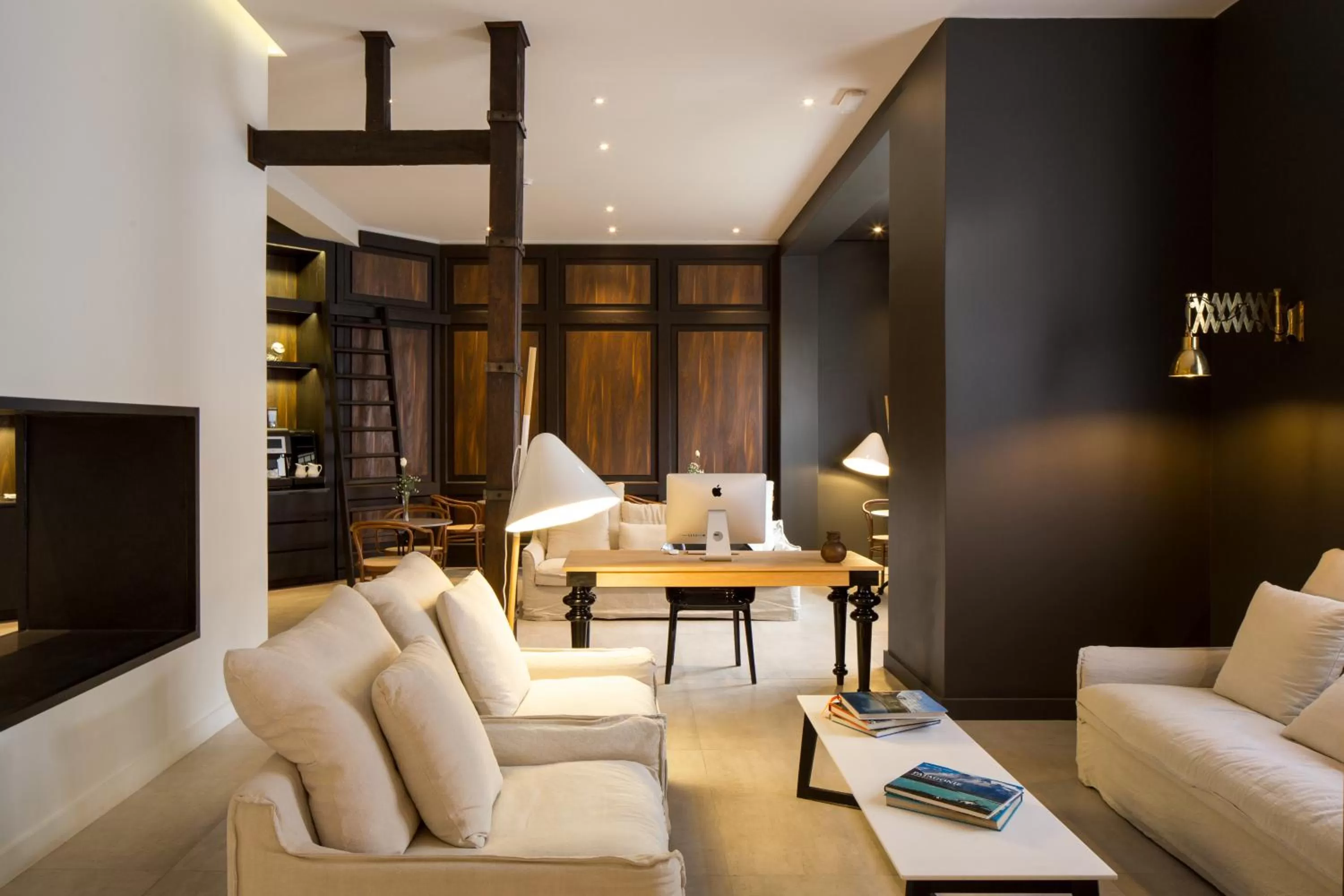 Lobby or reception in Hotel Altiplanico Bellas Artes