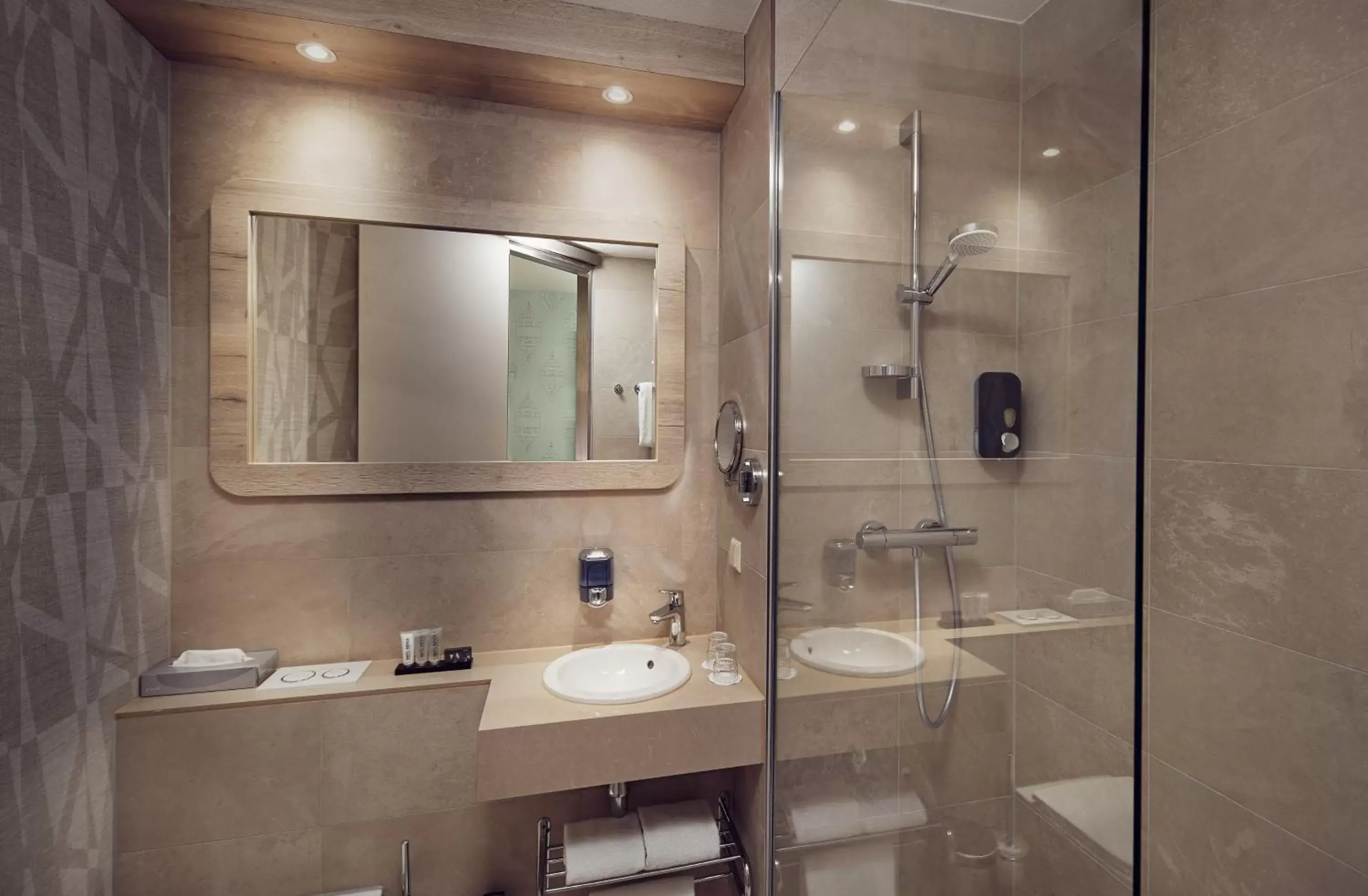 Bathroom in Inntel Hotels Amsterdam Centre