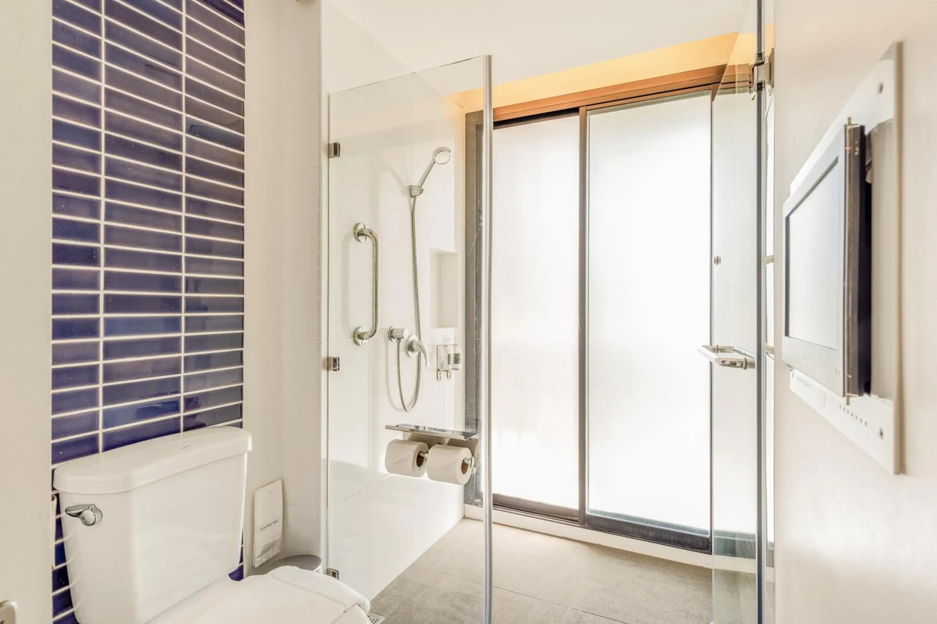 Shower, Bathroom in Sand Dunes Chaolao Beach Resort