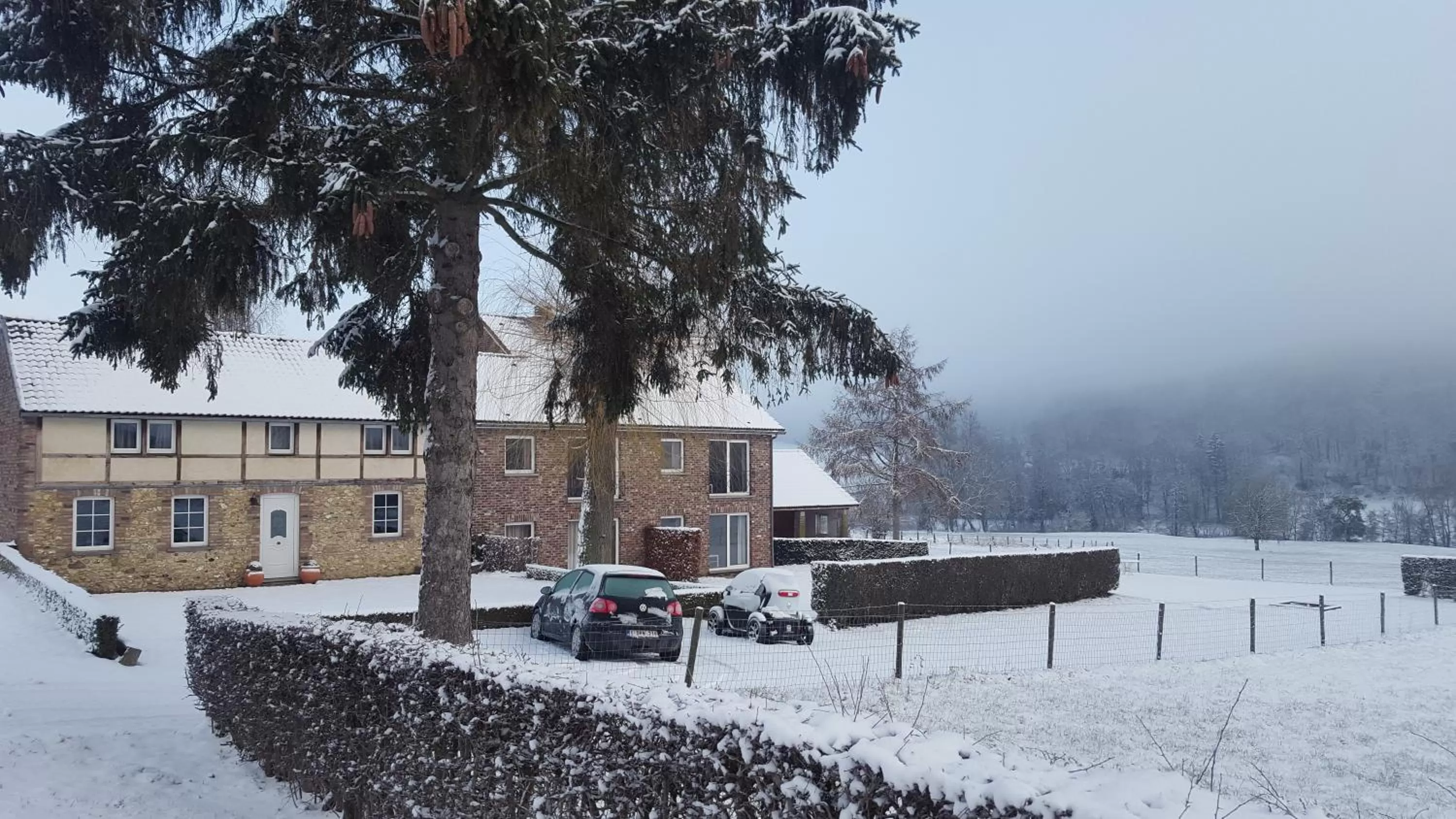 Property building, Winter in 't Gulpdal Hotel Voeren-Teuven