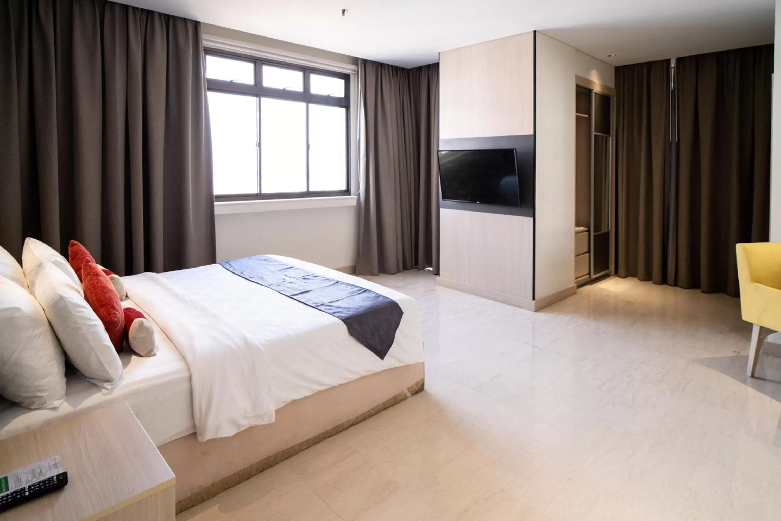 Bedroom, Bed in Midtown Residence Simatupang Jakarta