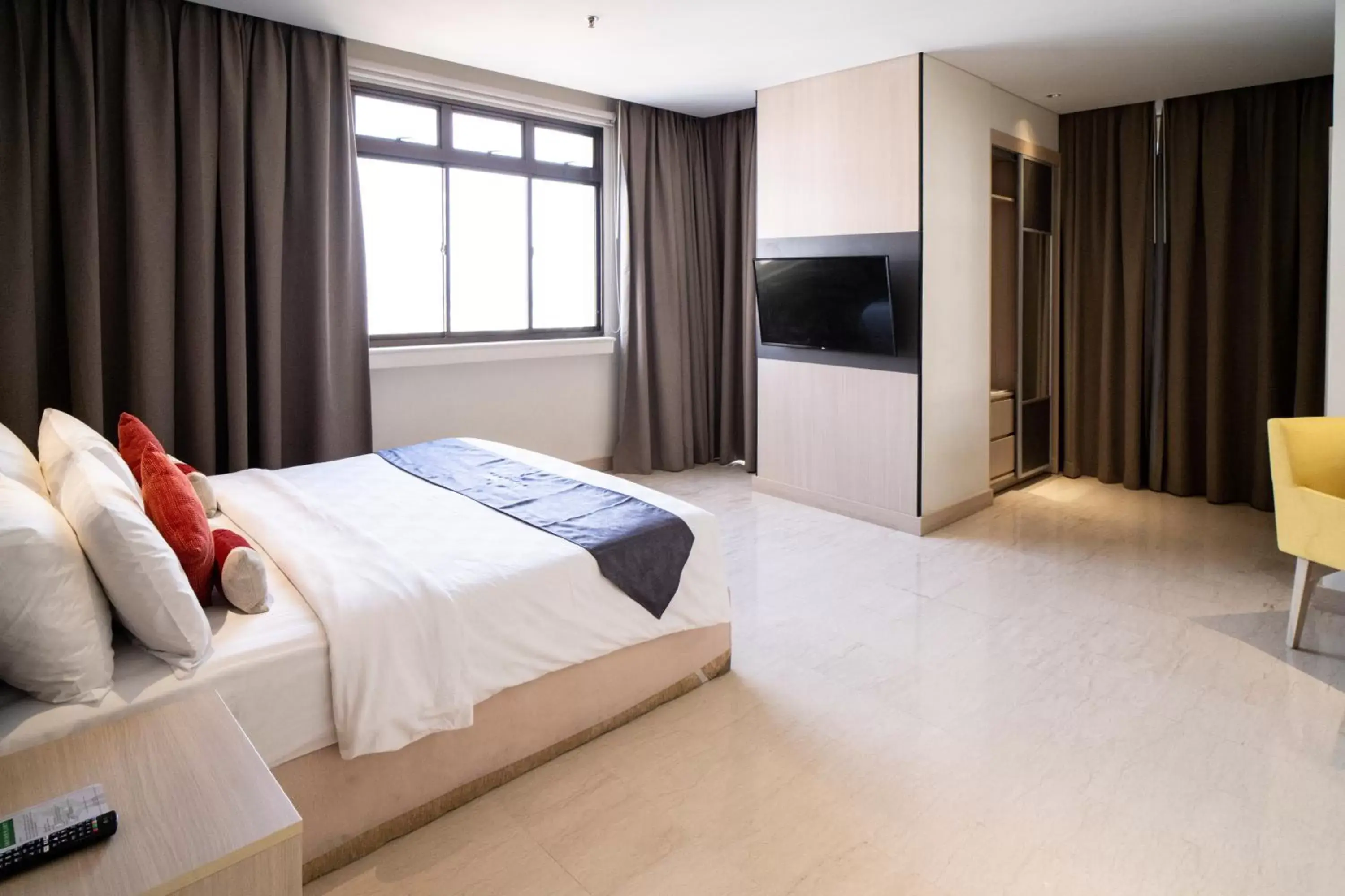 Marvelous Suites Room in Midtown Residence Simatupang Jakarta Marvelous Suites Room in Midtown Residence Simatupang Jakarta