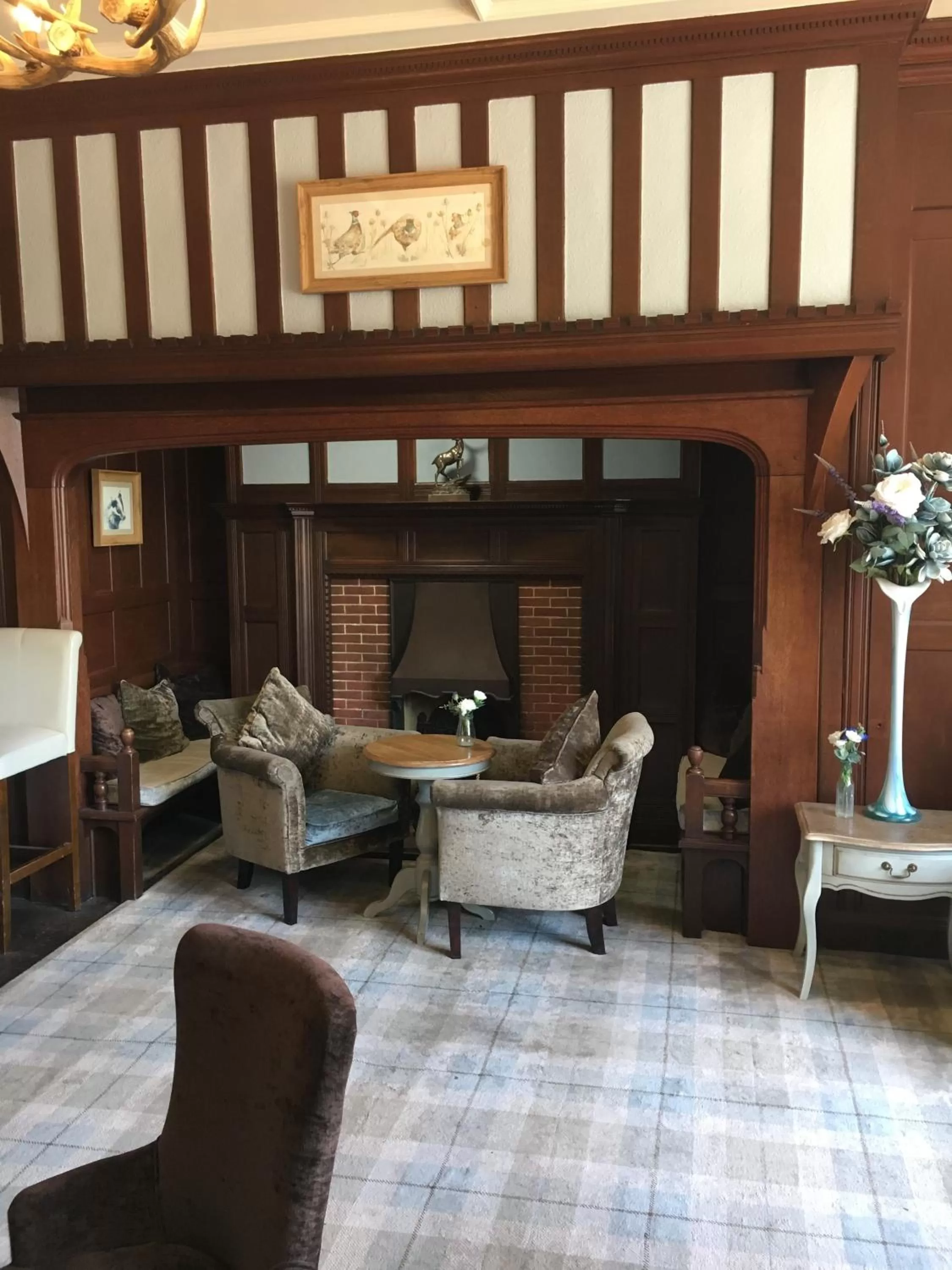 Lounge or bar in Farnham House Hotel